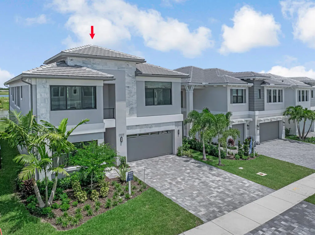 13203 Feathering Way