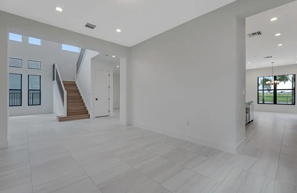13203 Feathering Way