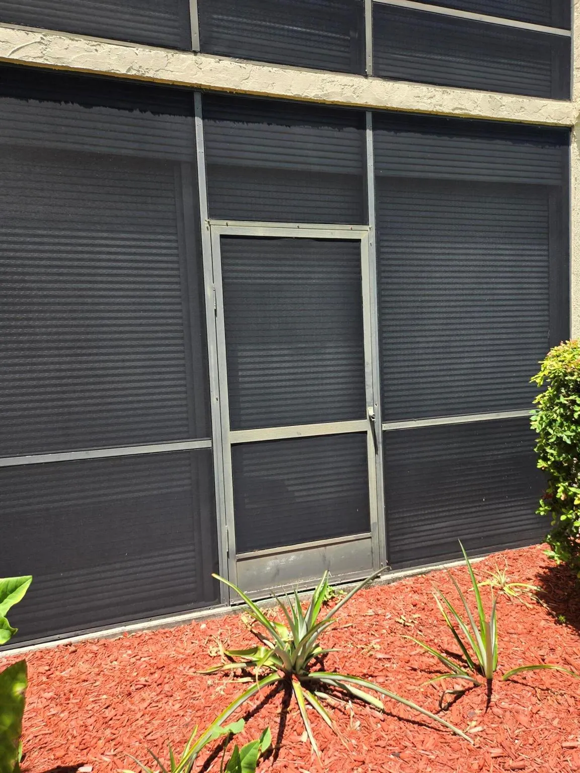 2050 Oleander Boulevard, #4-106