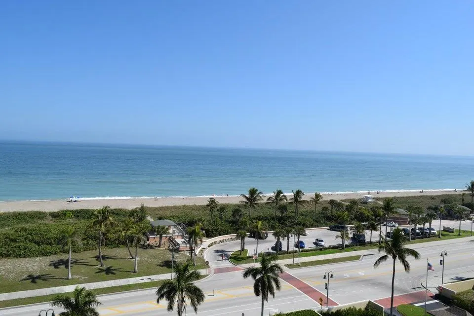 2050 Oleander Boulevard, #4-106