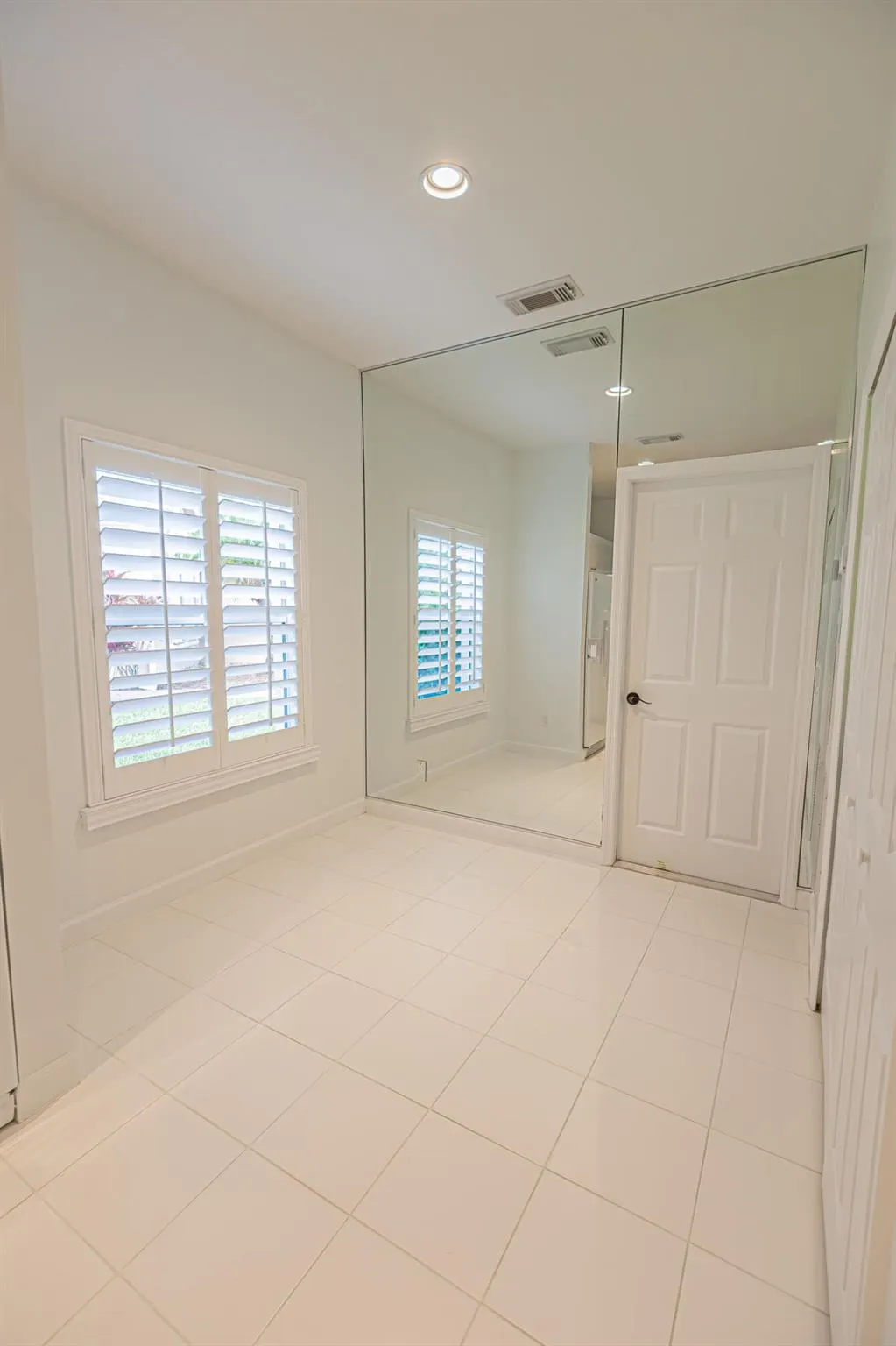 603 SW Treasure Cove