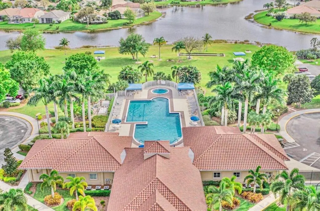 603 SW Treasure Cove