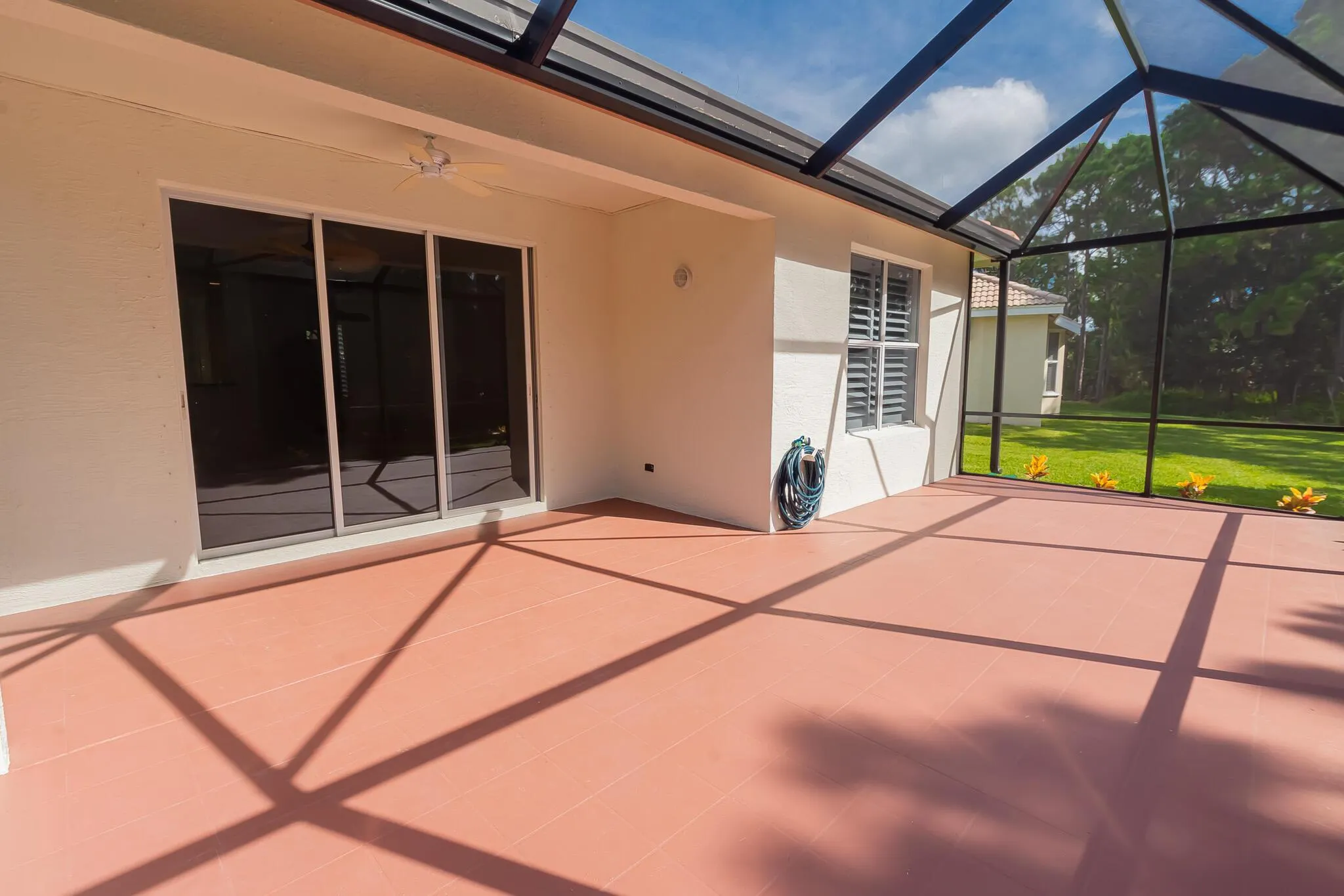 603 SW Treasure Cove