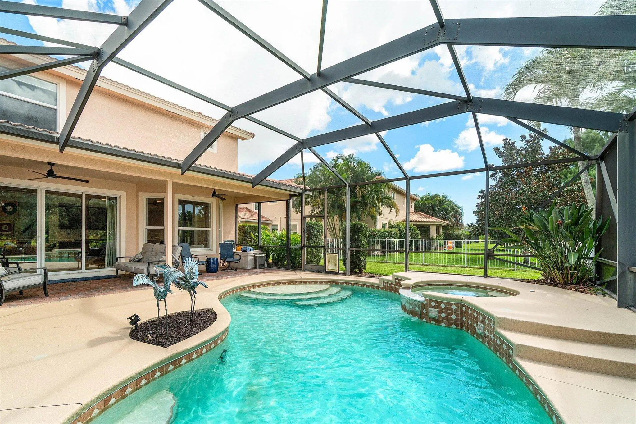 1414 SE Summit Trail