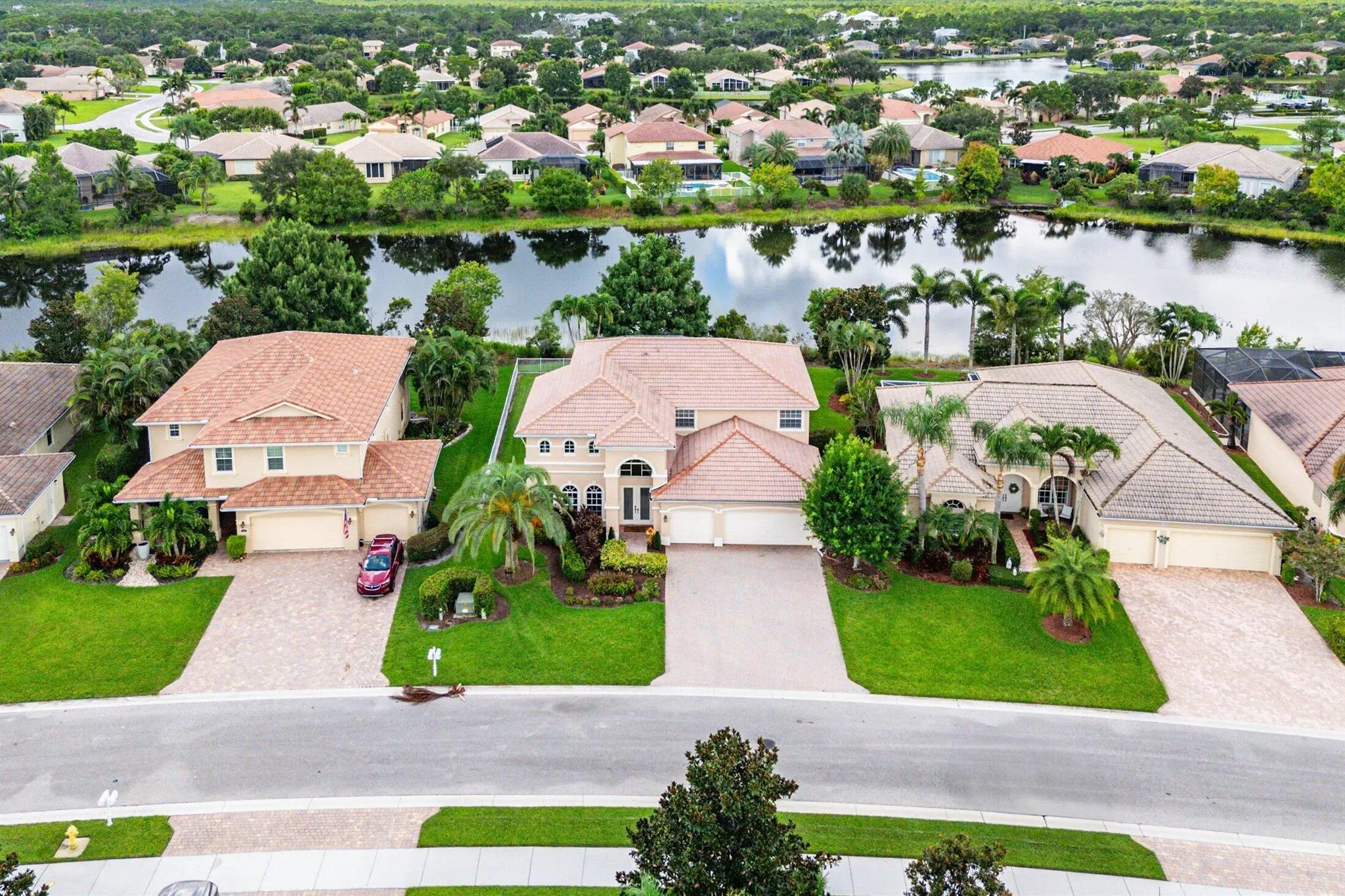 1414 SE Summit Trail