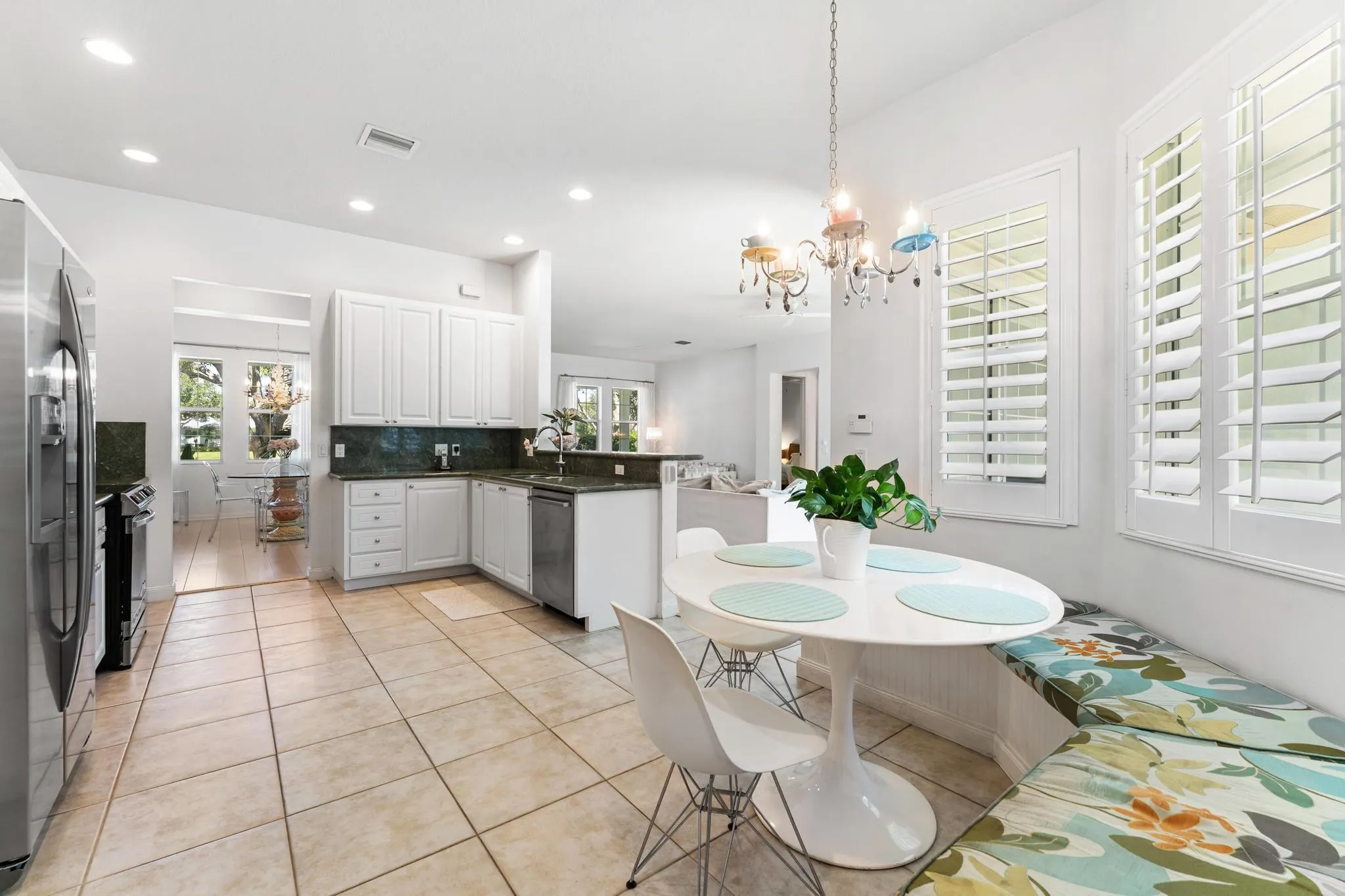 3446 W Mallory Boulevard