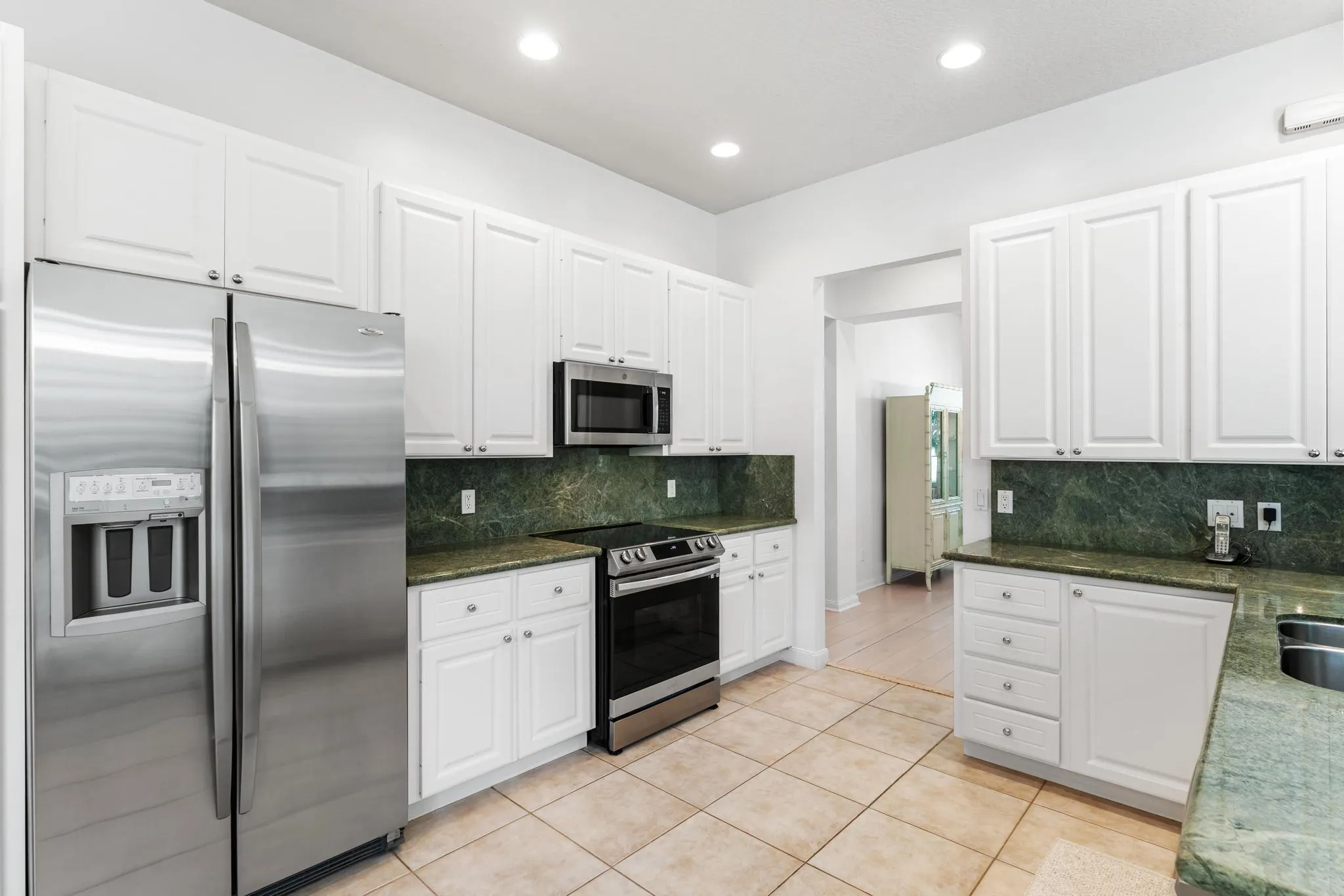 3446 W Mallory Boulevard