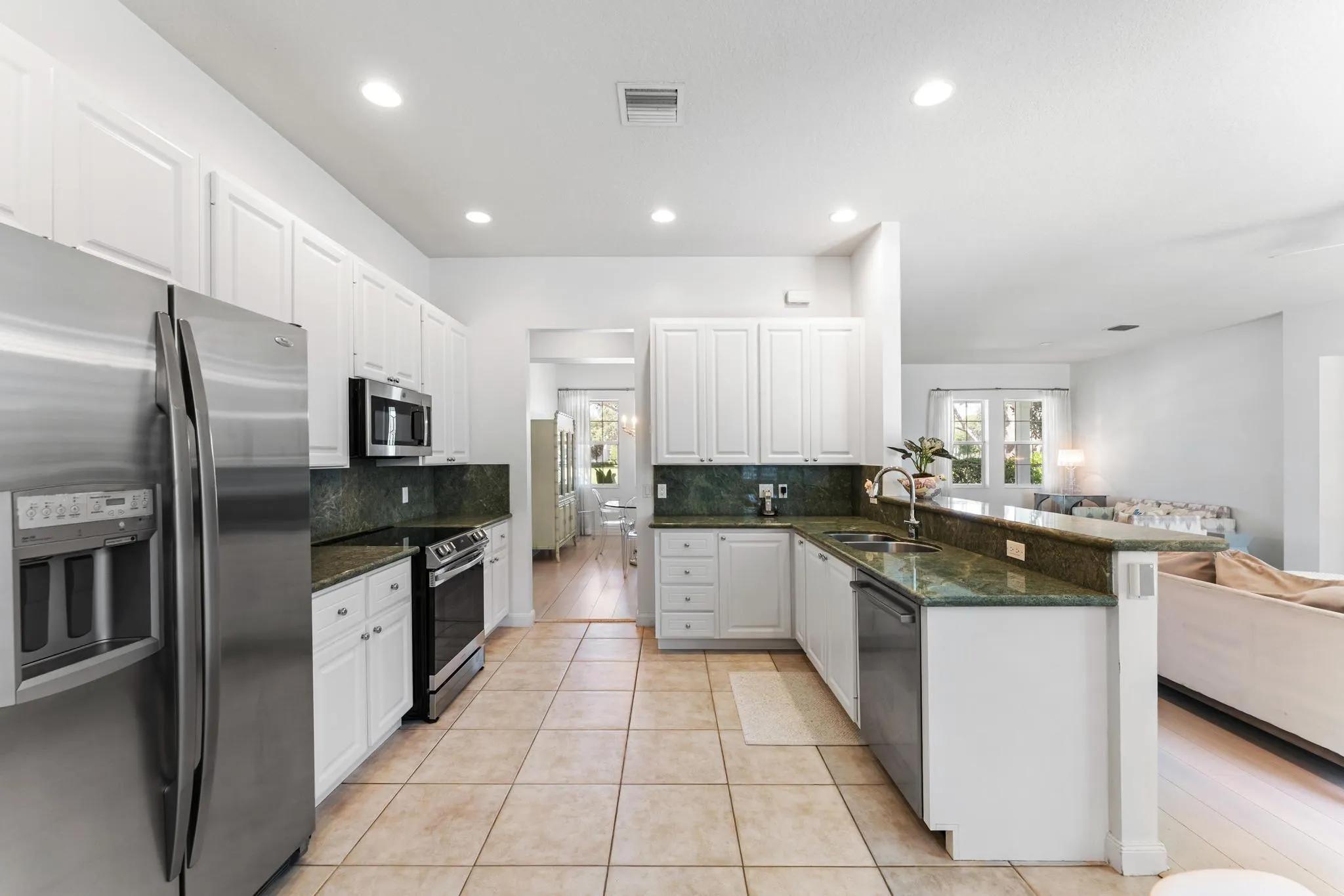 3446 W Mallory Boulevard