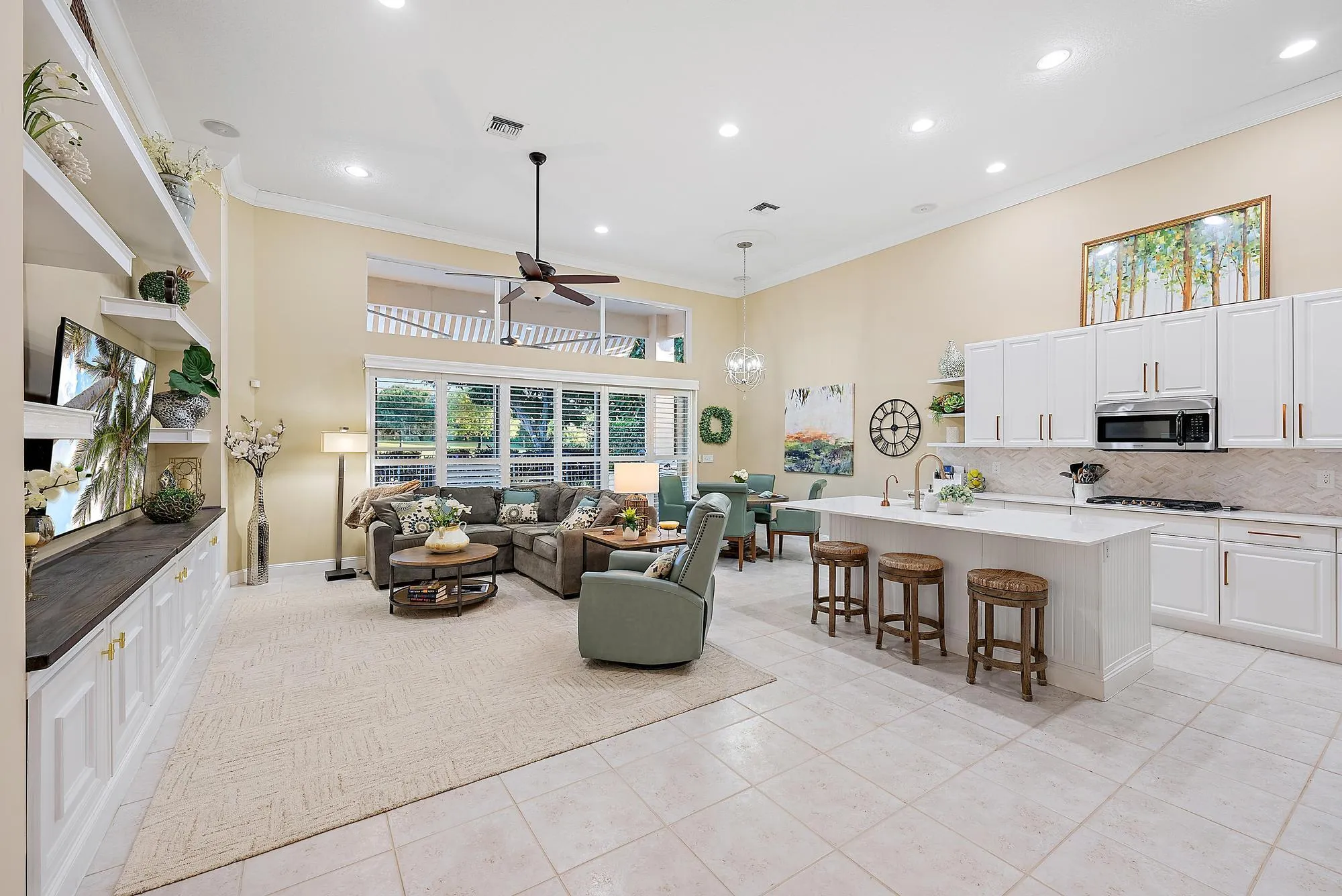 150 Isle Drive