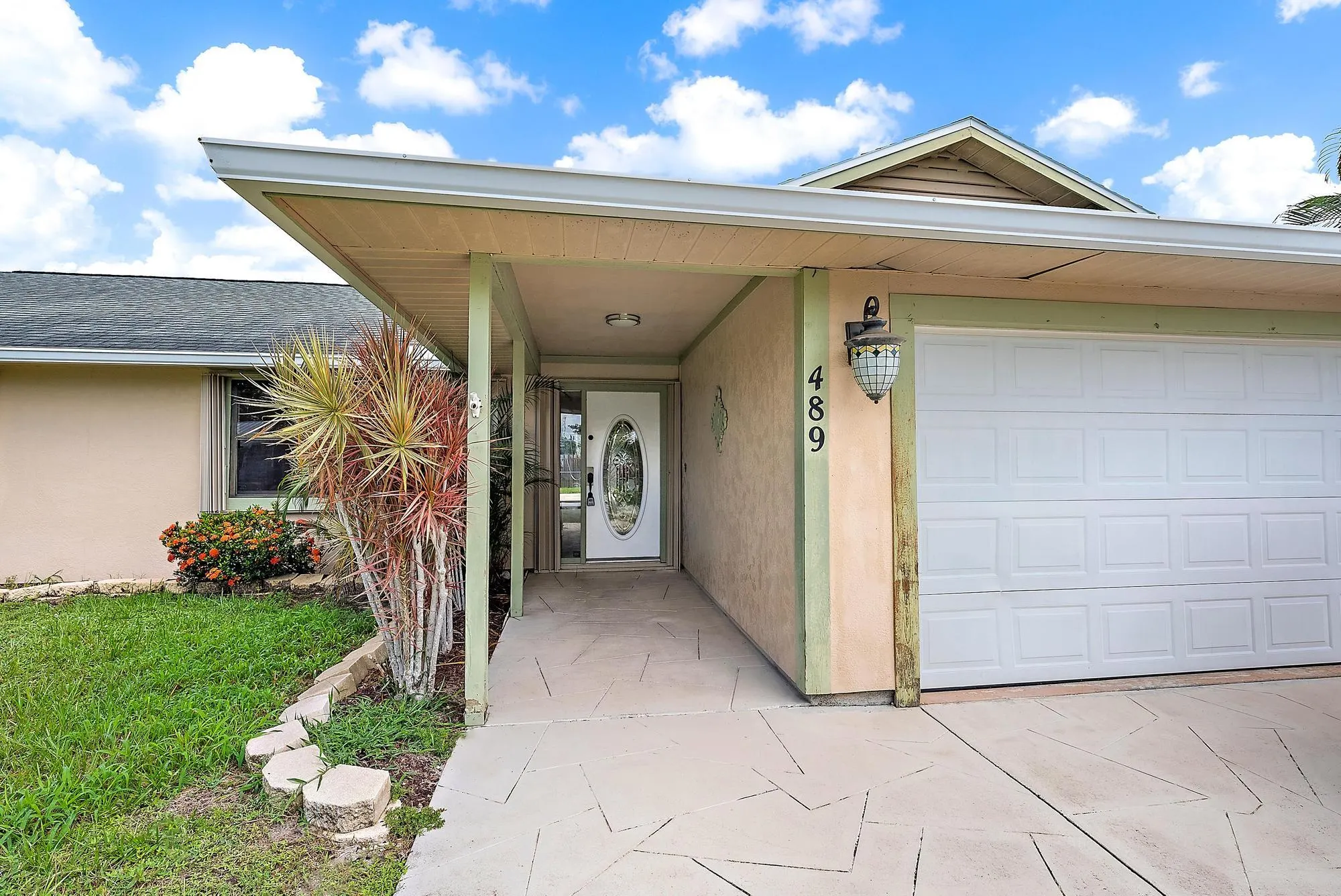 489 SE Evergreen Terrace
