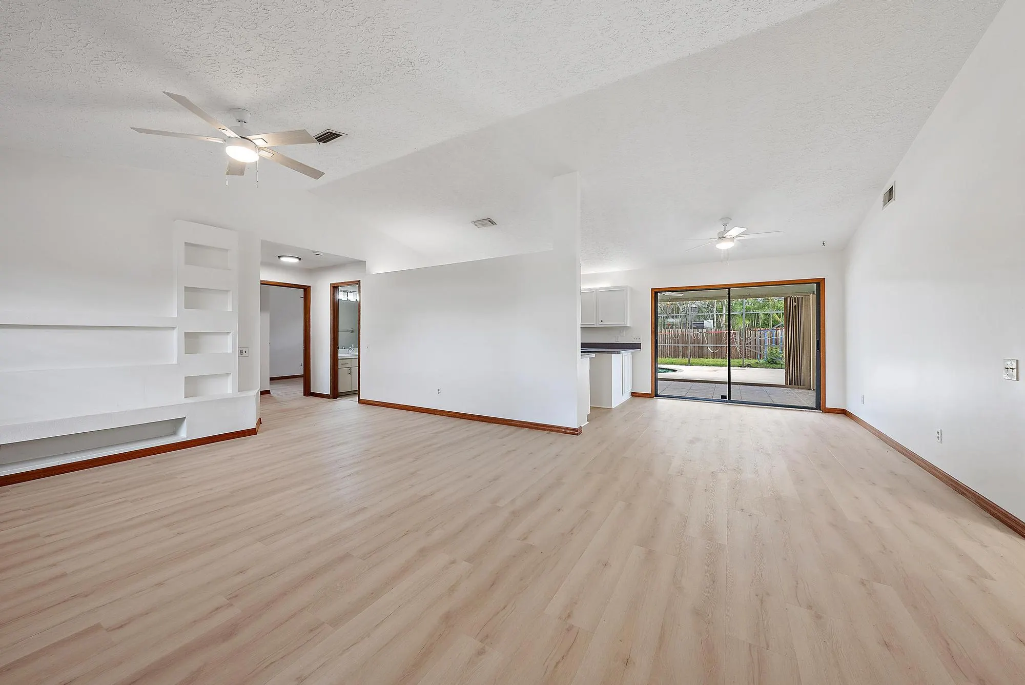 489 SE Evergreen Terrace