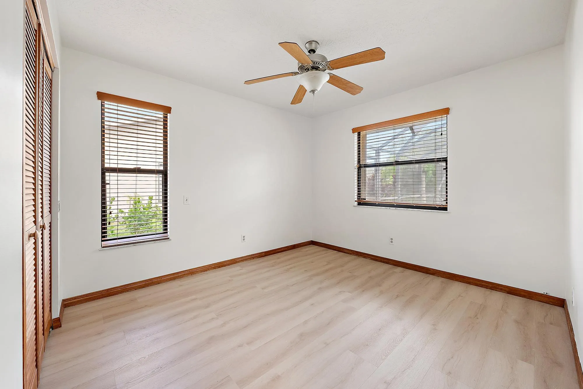 489 SE Evergreen Terrace