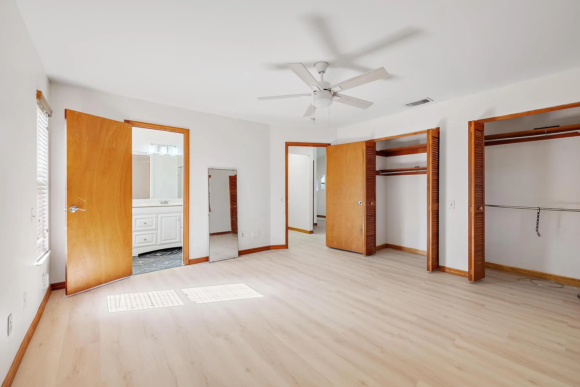 489 SE Evergreen Terrace