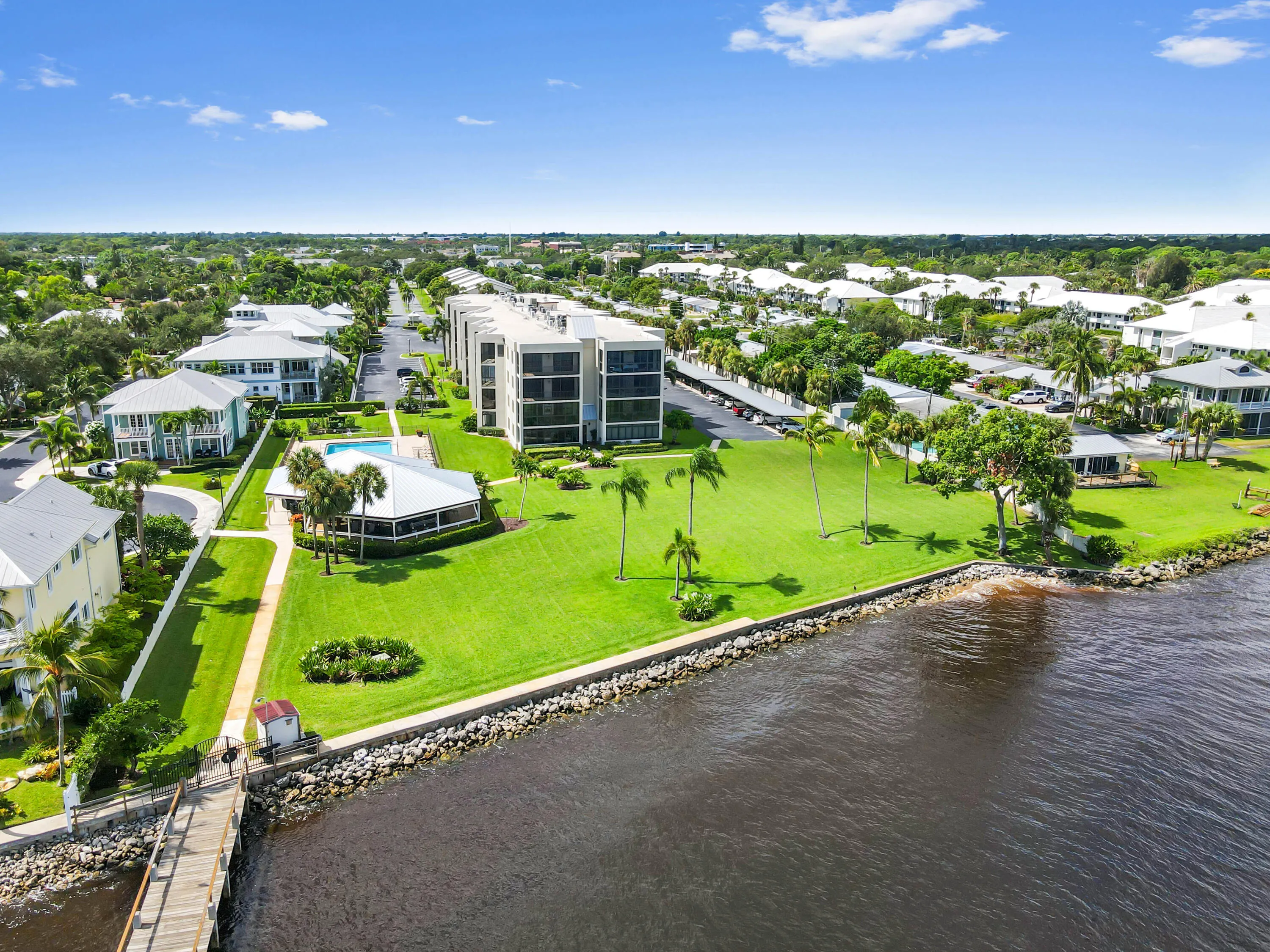 150 SE Four Winds Drive, #301