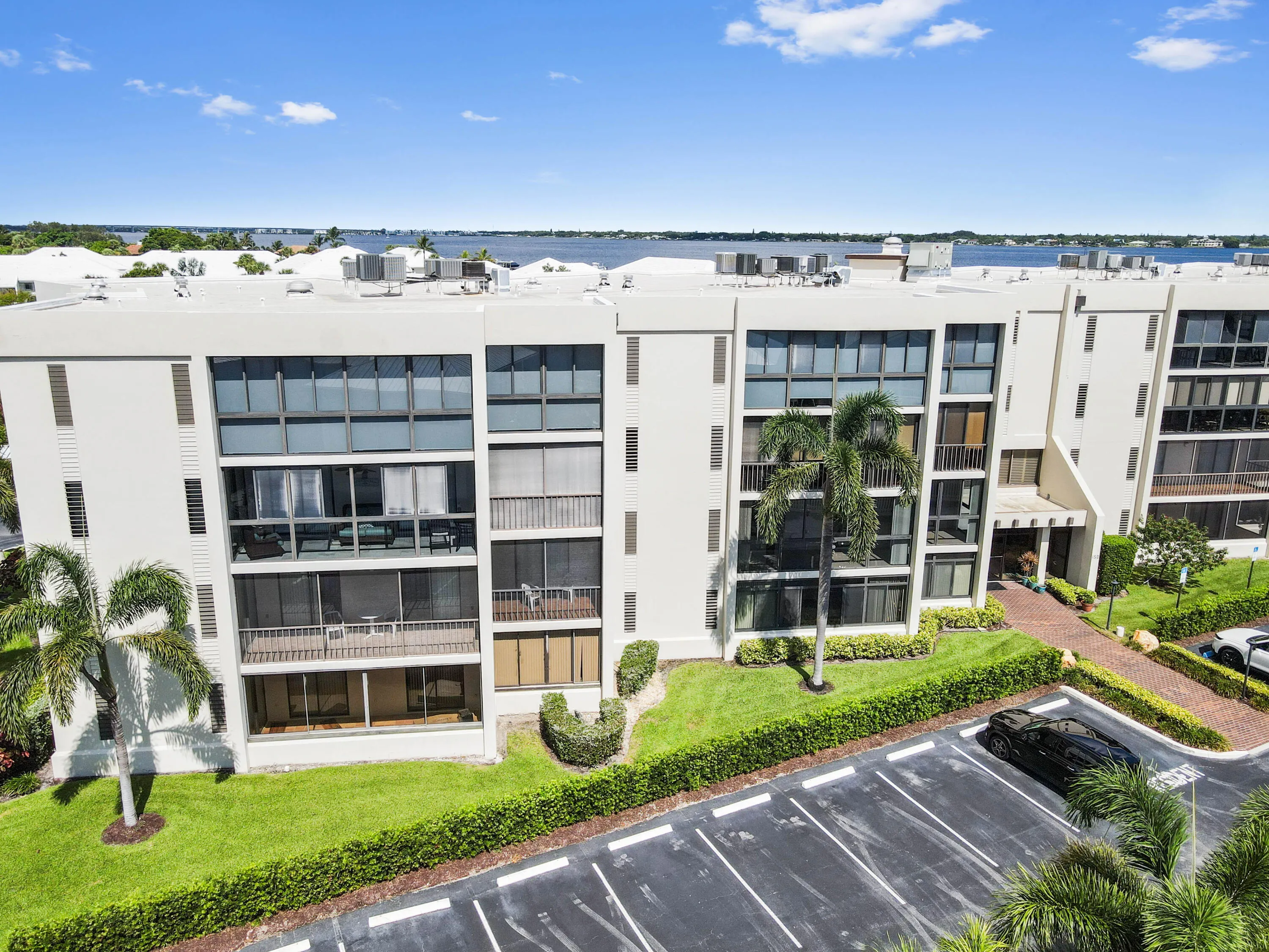 150 SE Four Winds Drive, #301