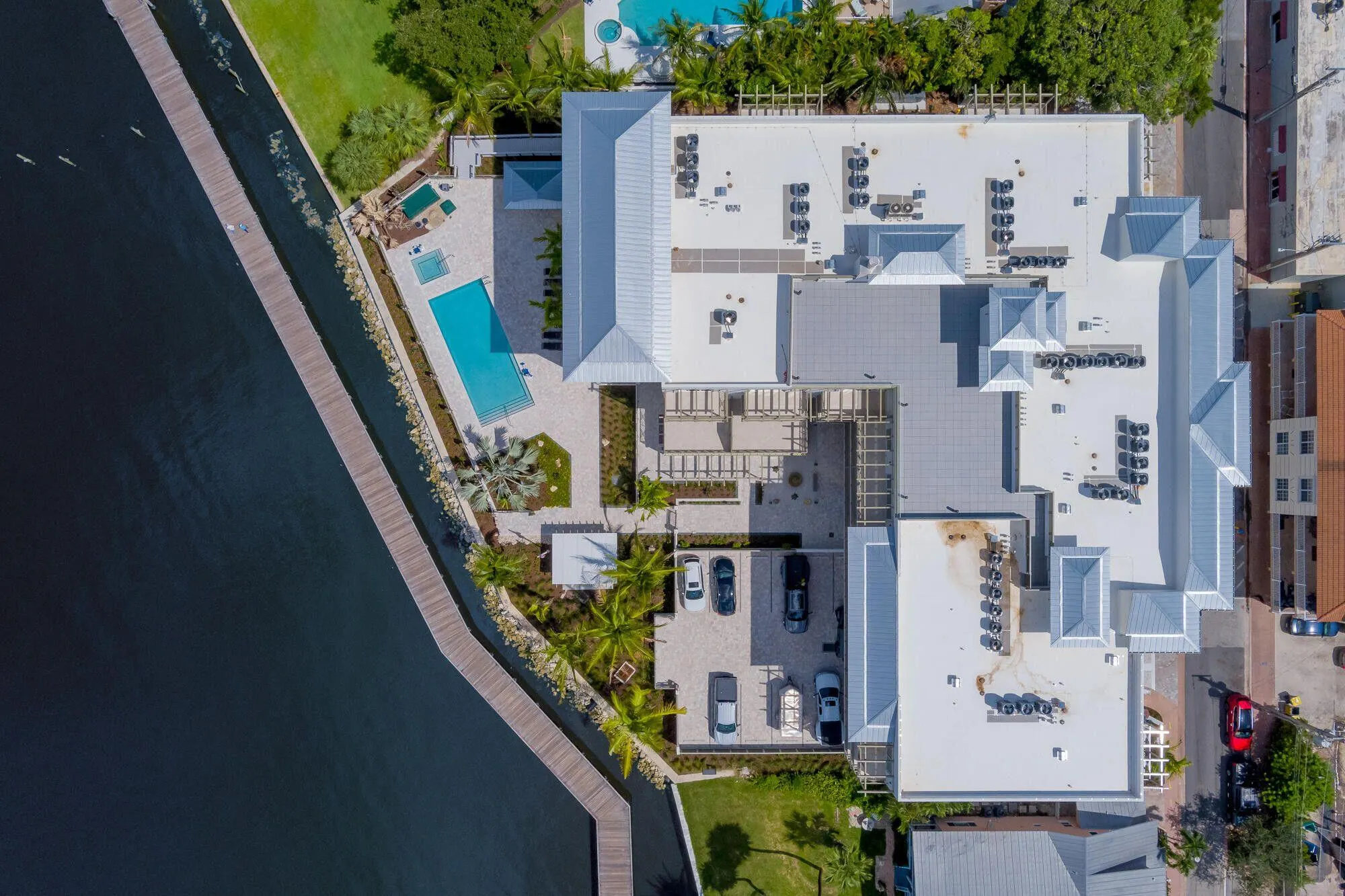41 SW Seminole Street, #305