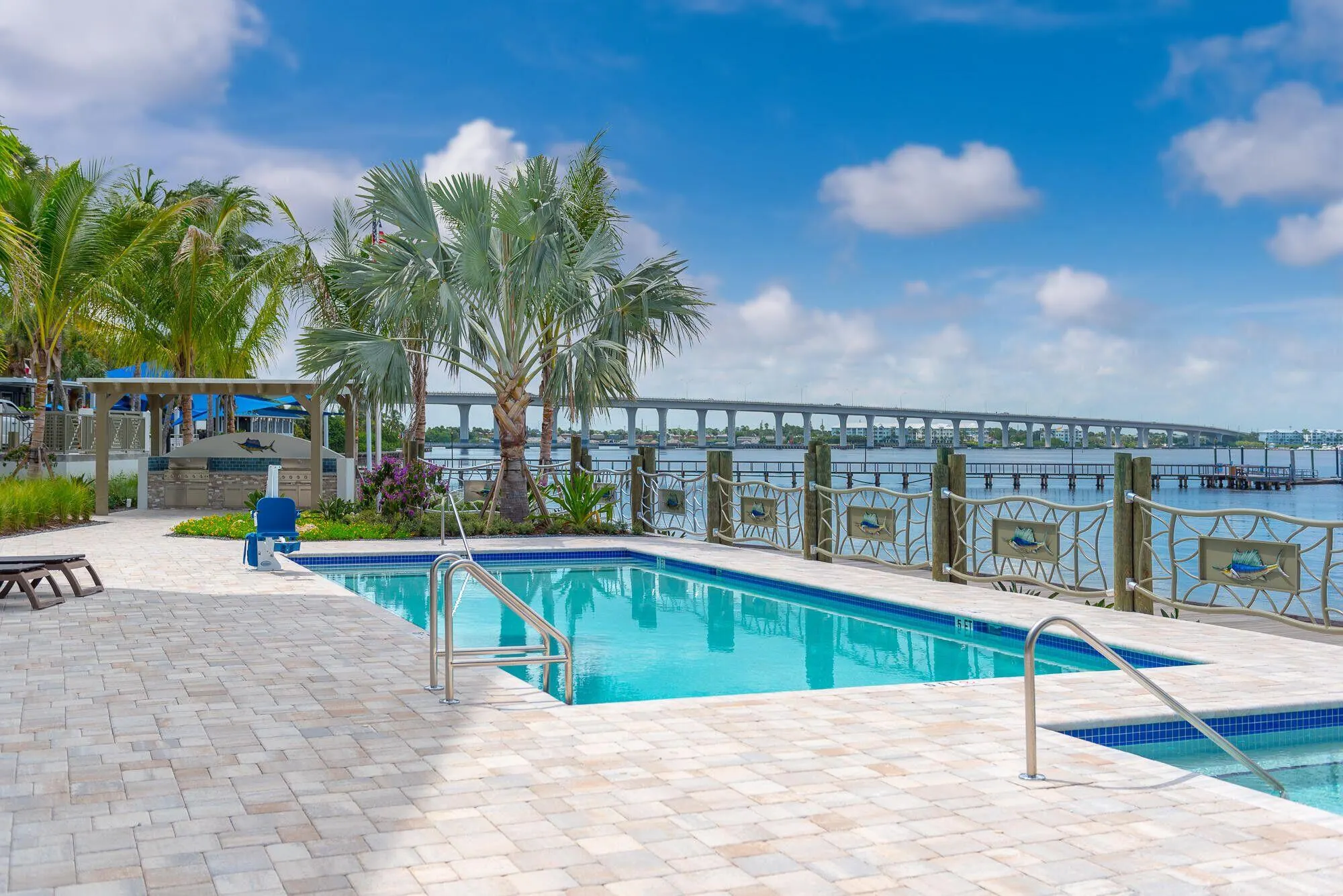 41 SW Seminole Street, #305