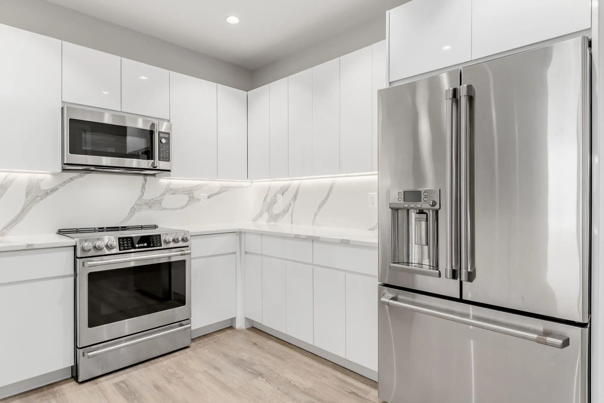 41 SW Seminole Street, #305