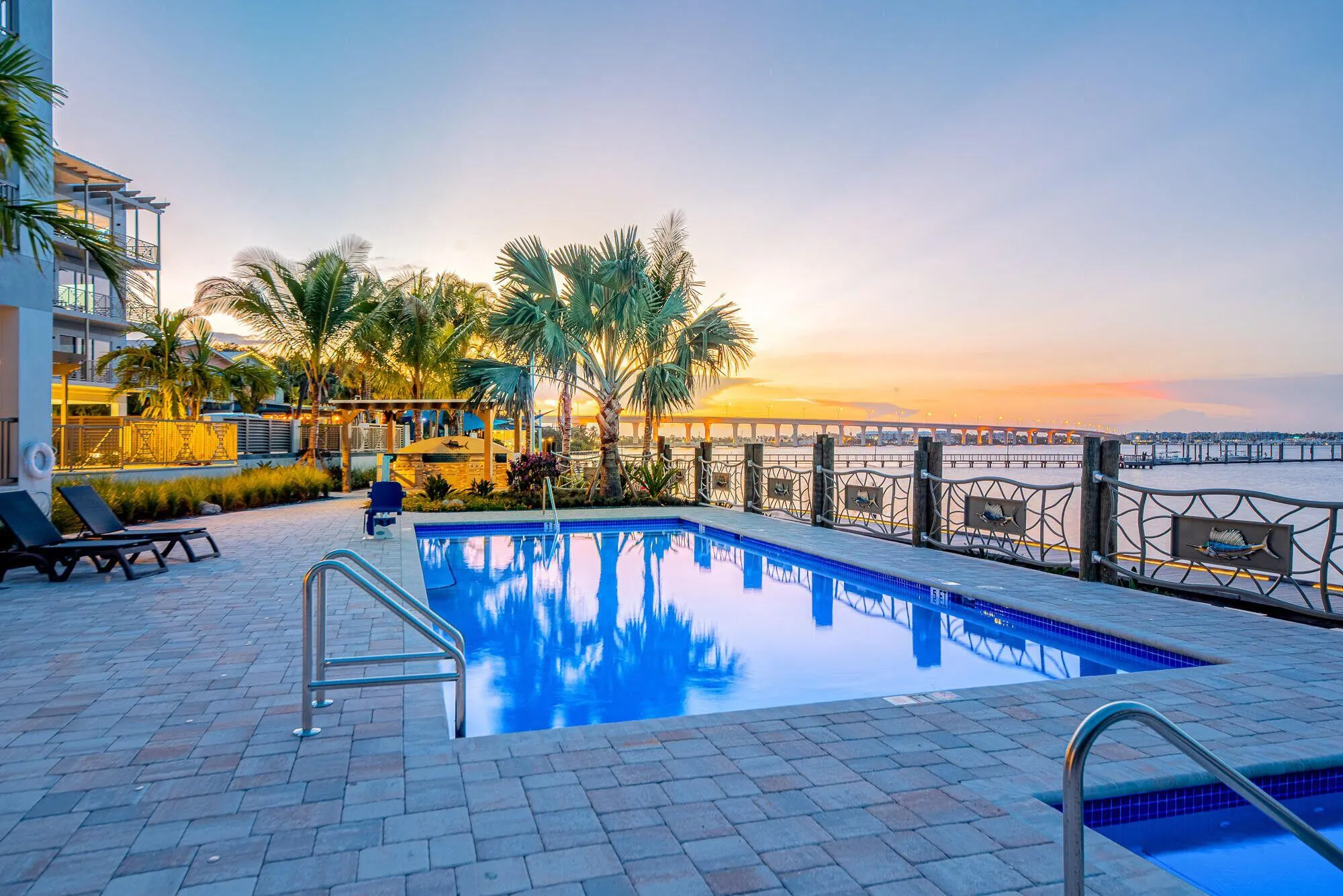 41 SW Seminole Street, #305