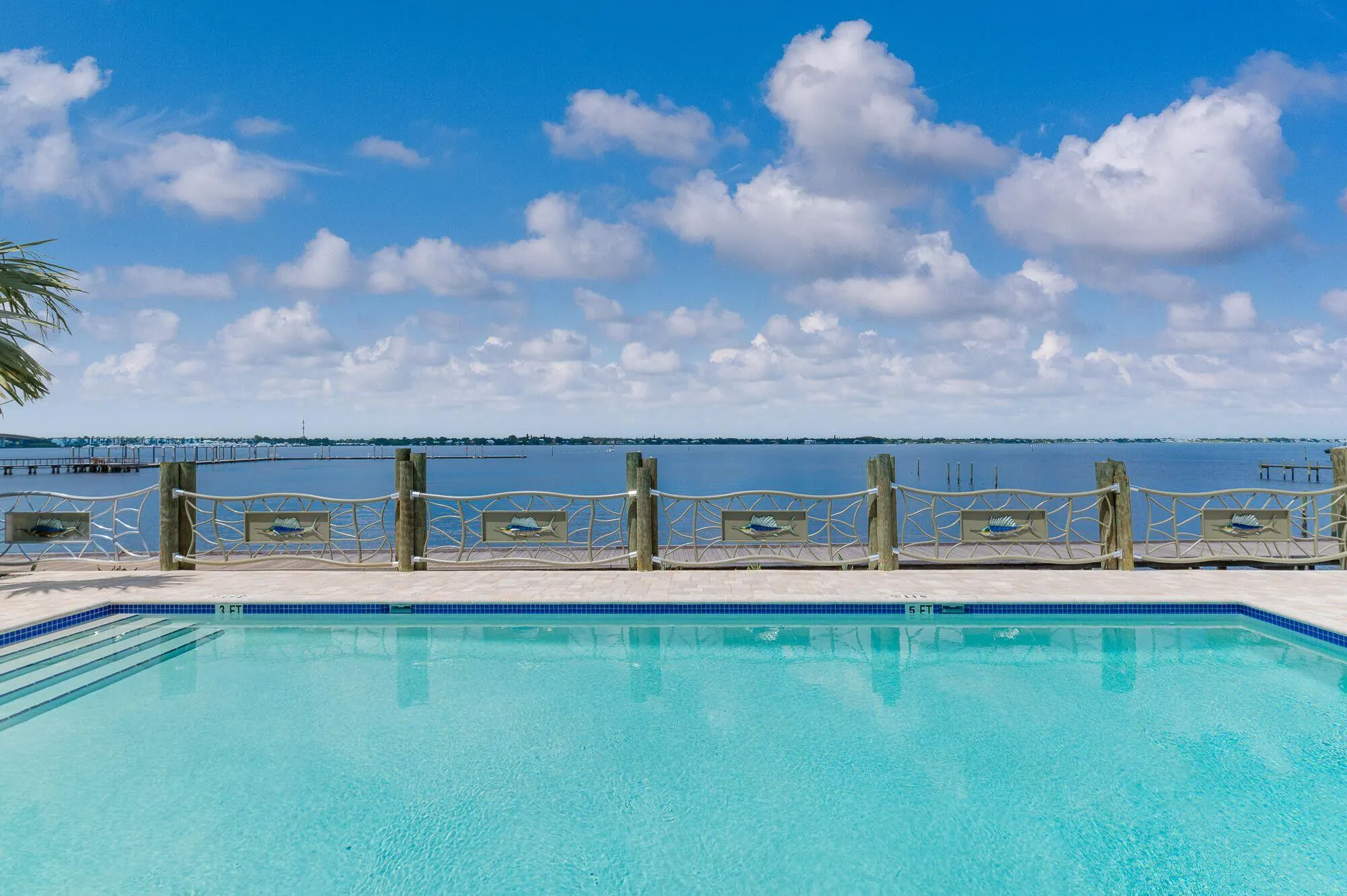 41 SW Seminole Street, #305