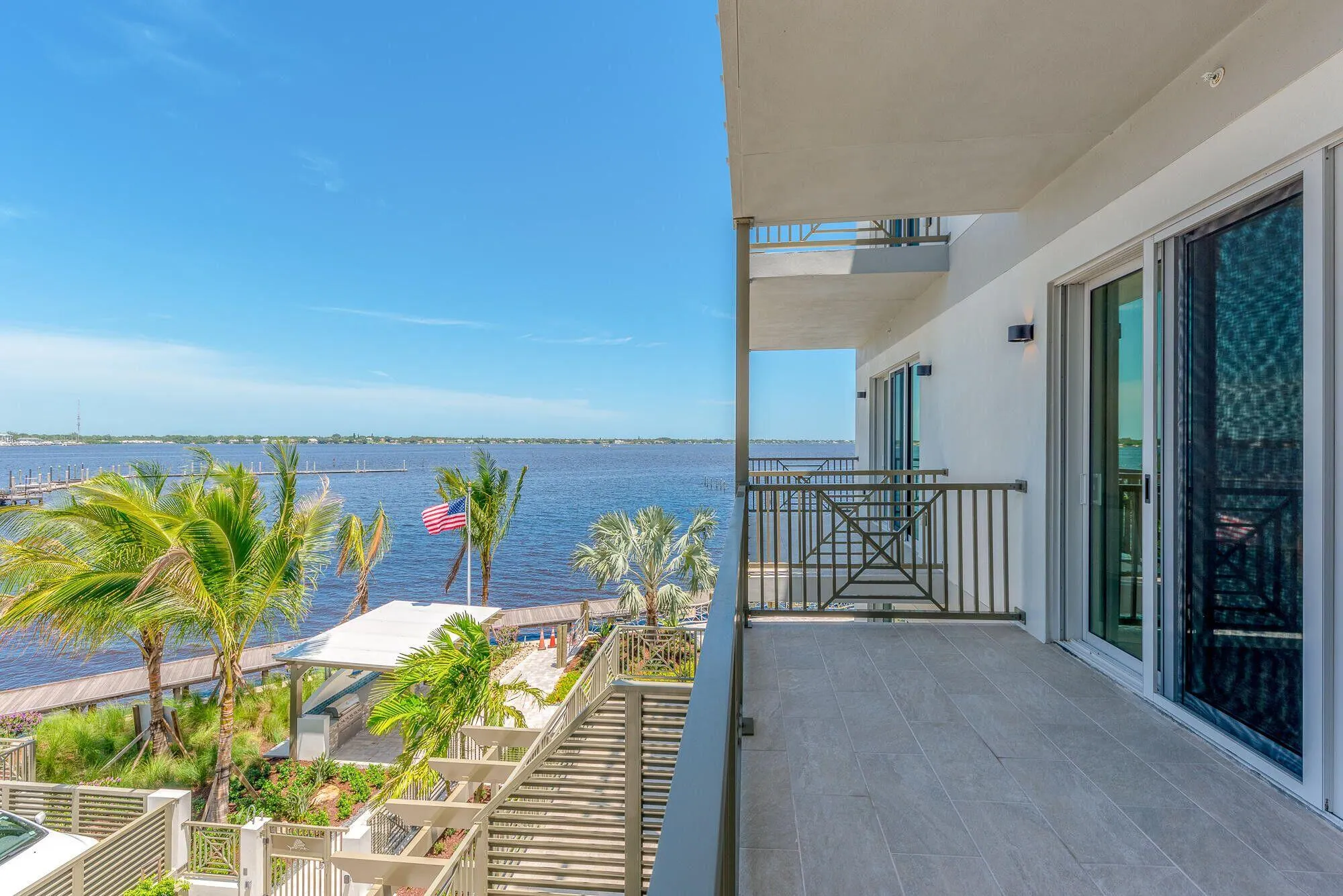 41 SW Seminole Street, #305