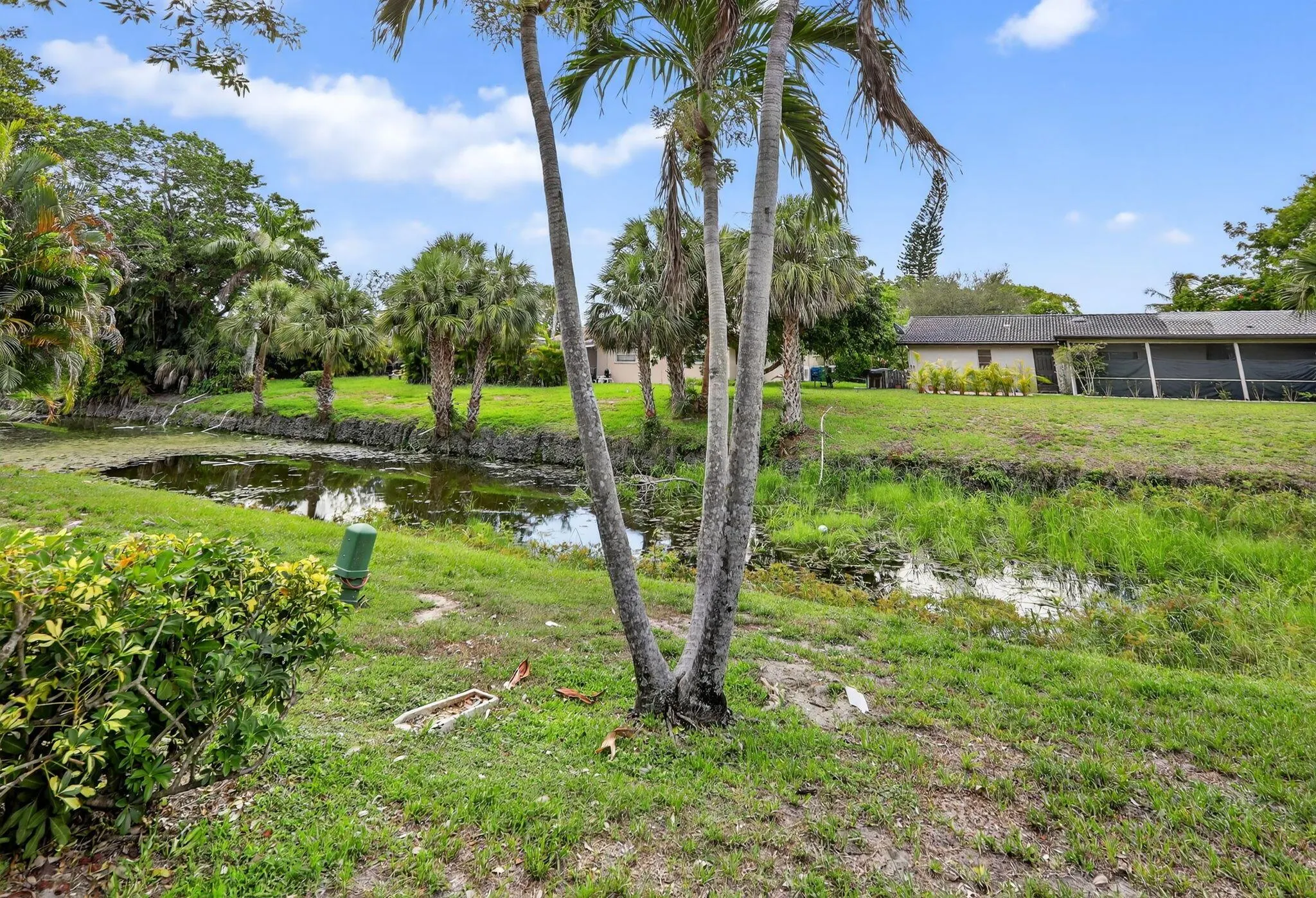 9050 NW 28th Street, #123