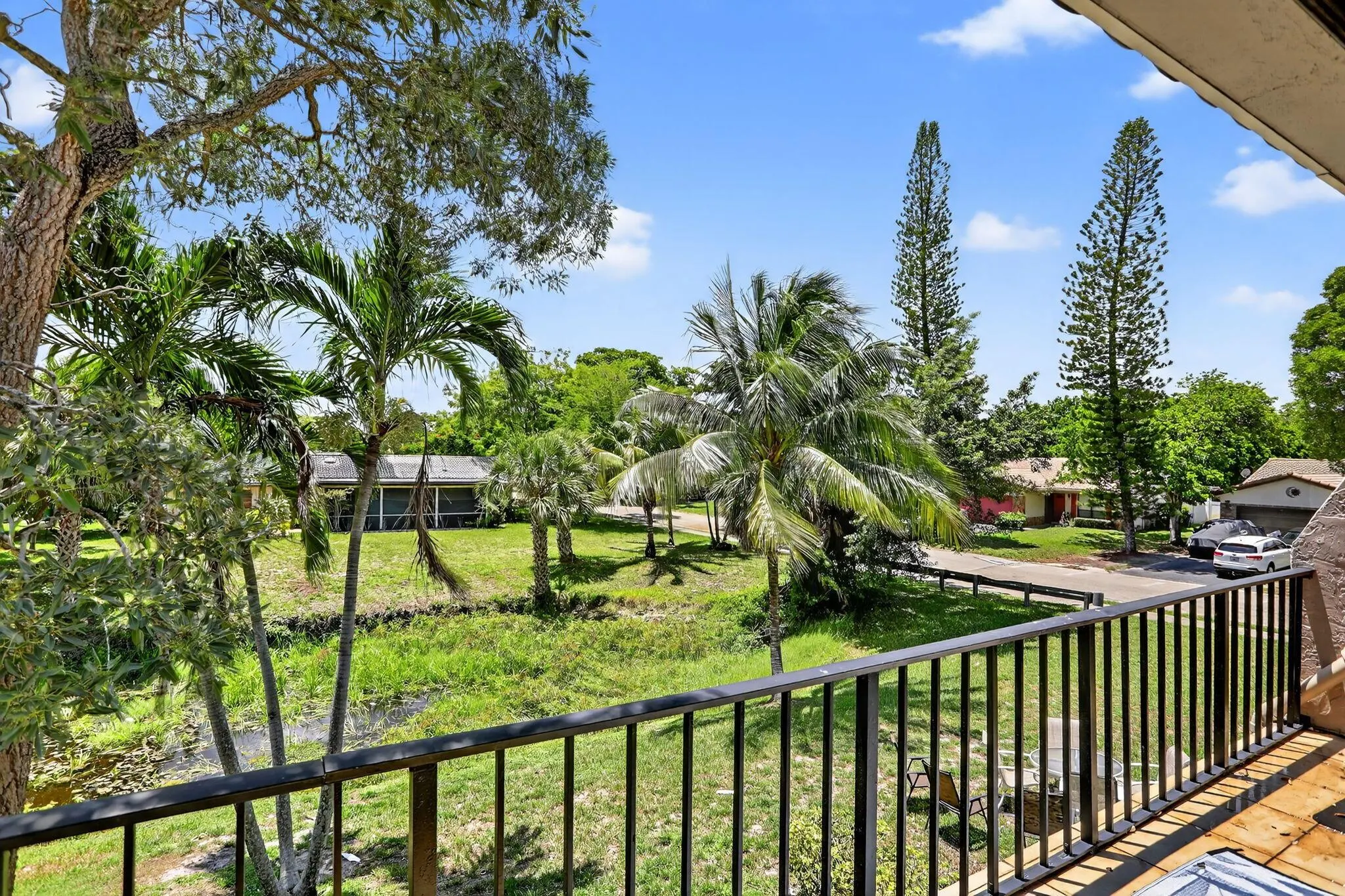 9050 NW 28th Street, #123