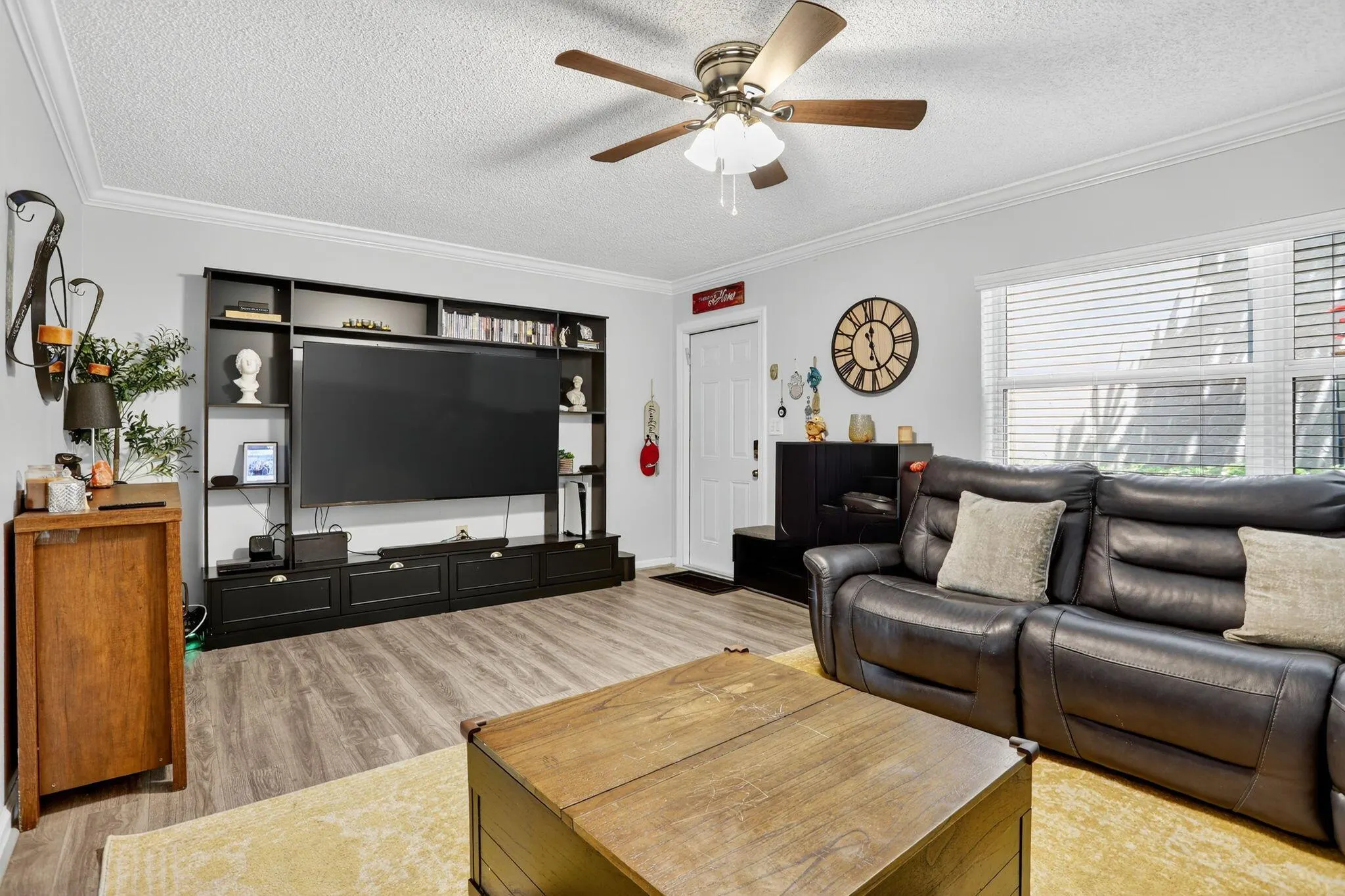 9050 NW 28th Street, #123