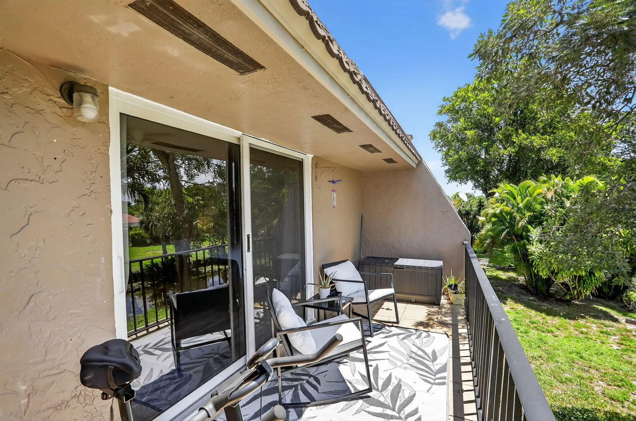 9050 NW 28th Street, #123