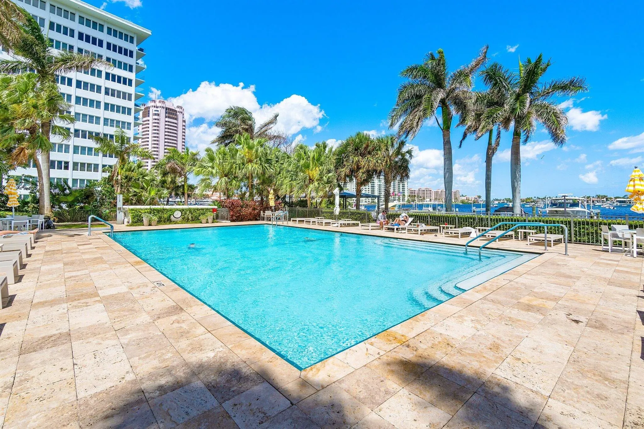 875 E Camino Real, #9-B