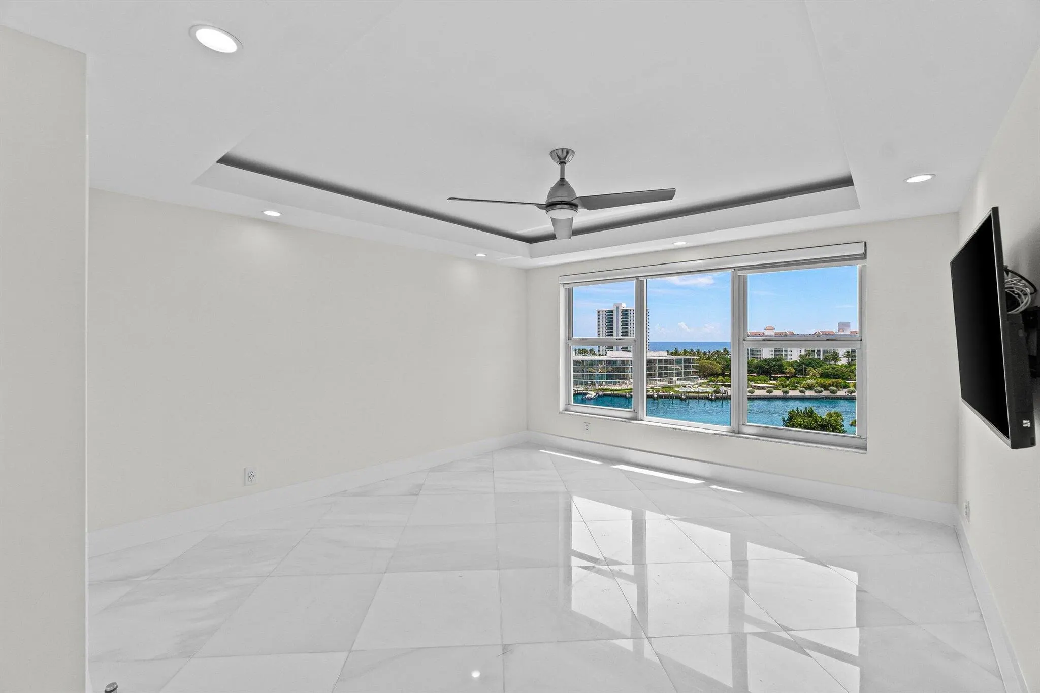 875 E Camino Real, #9-B