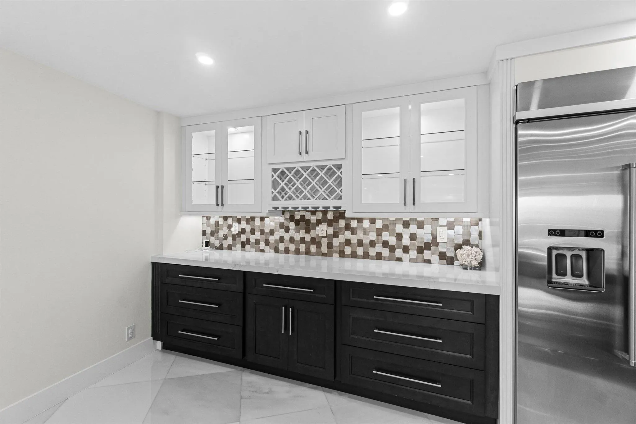 875 E Camino Real, #9-B