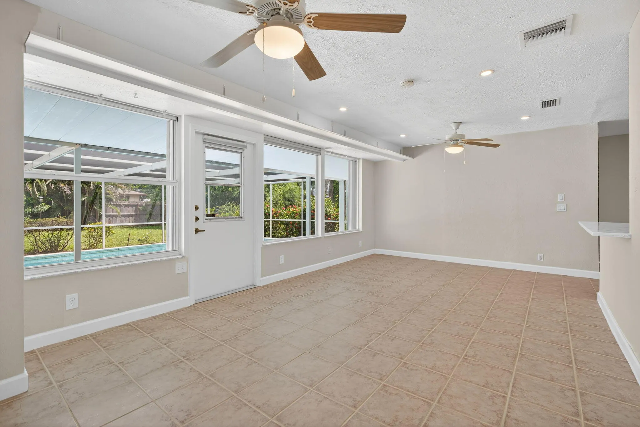 505 SW Lakehurst Drive