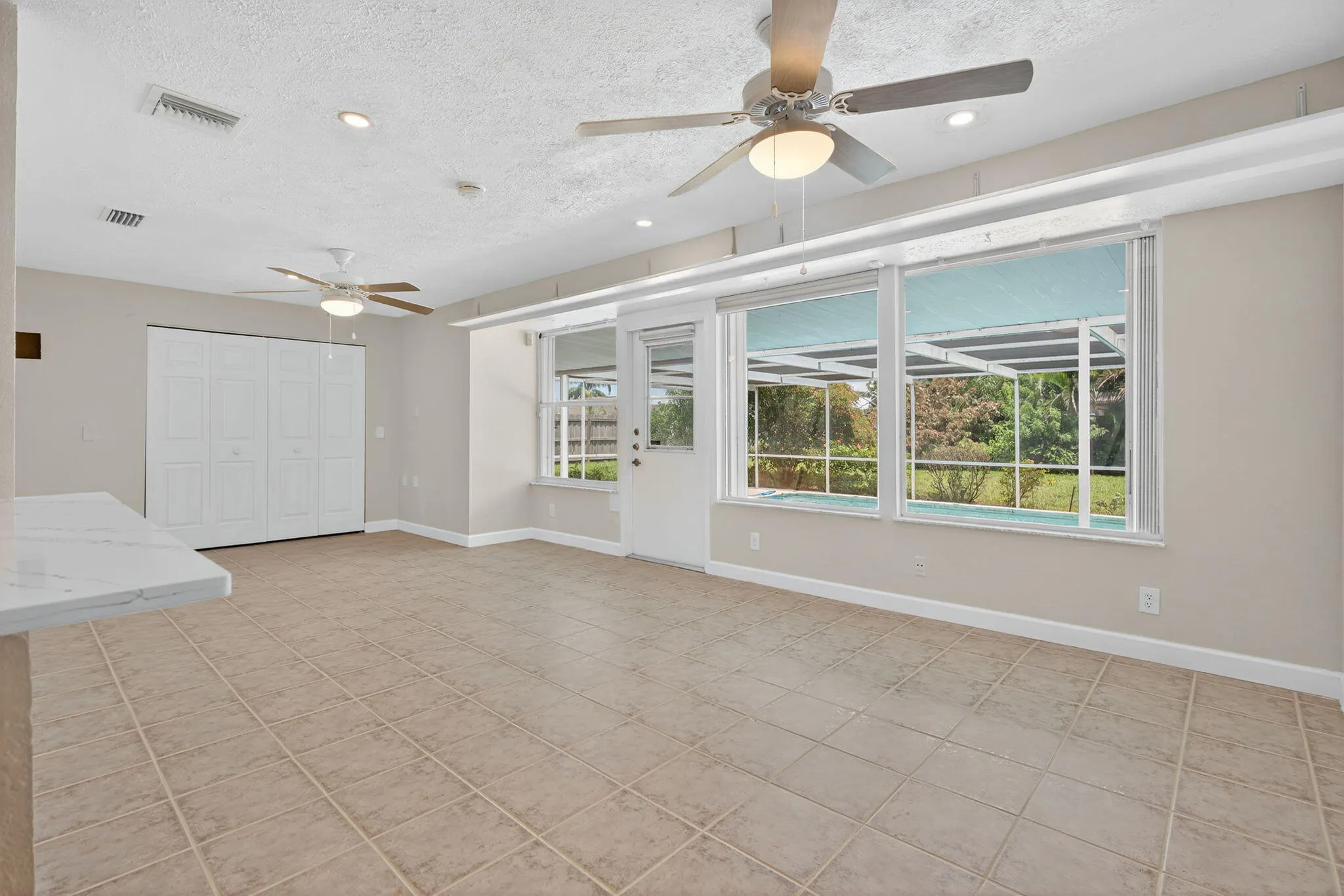 505 SW Lakehurst Drive