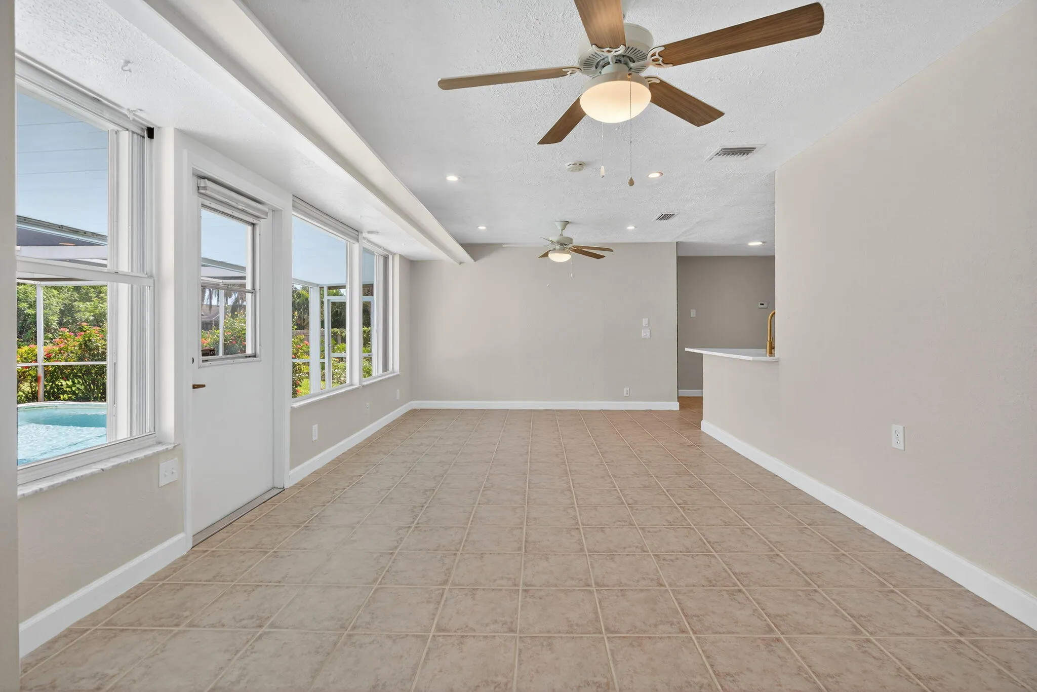 505 SW Lakehurst Drive