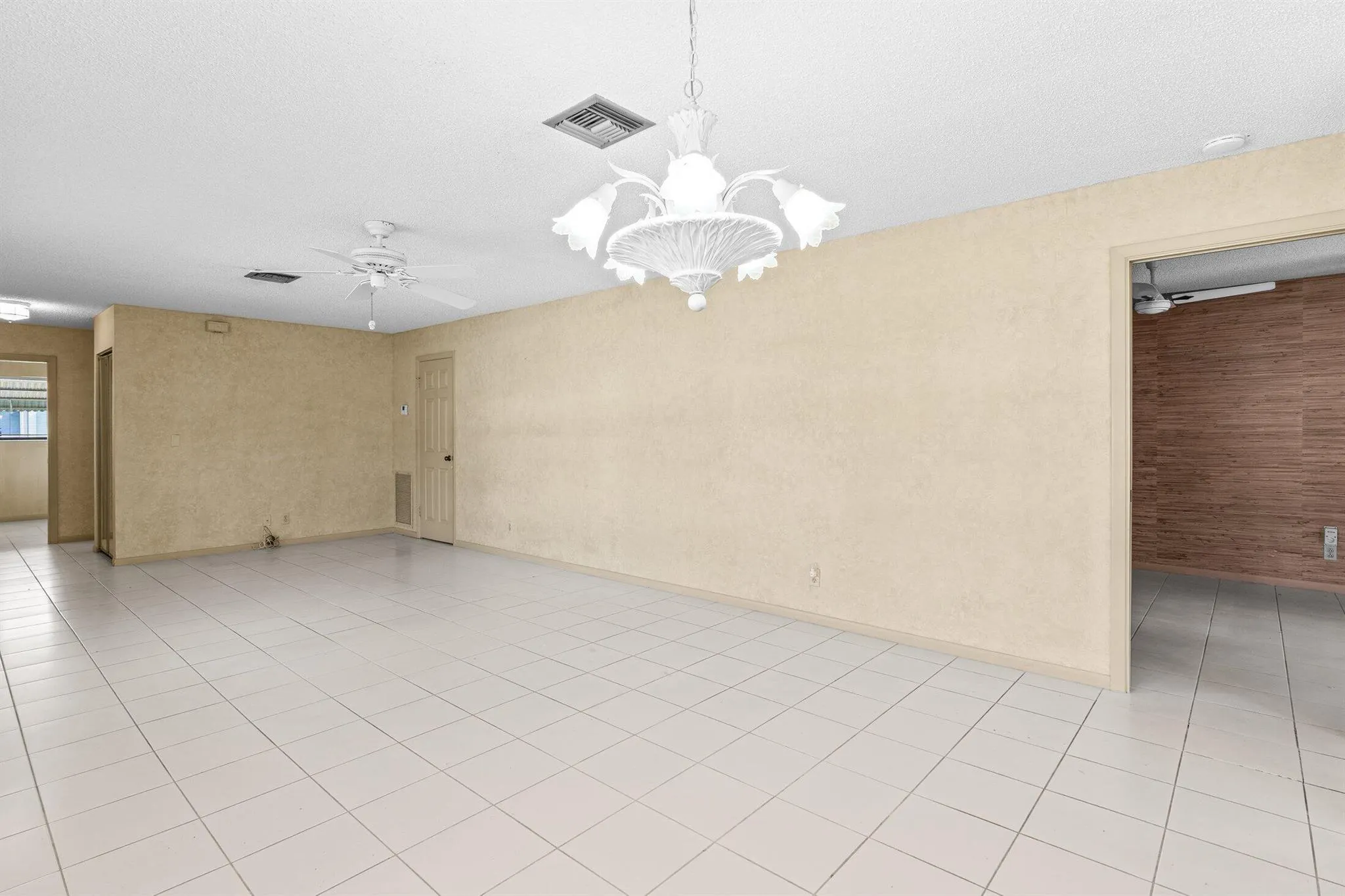 1736 Palmland Drive