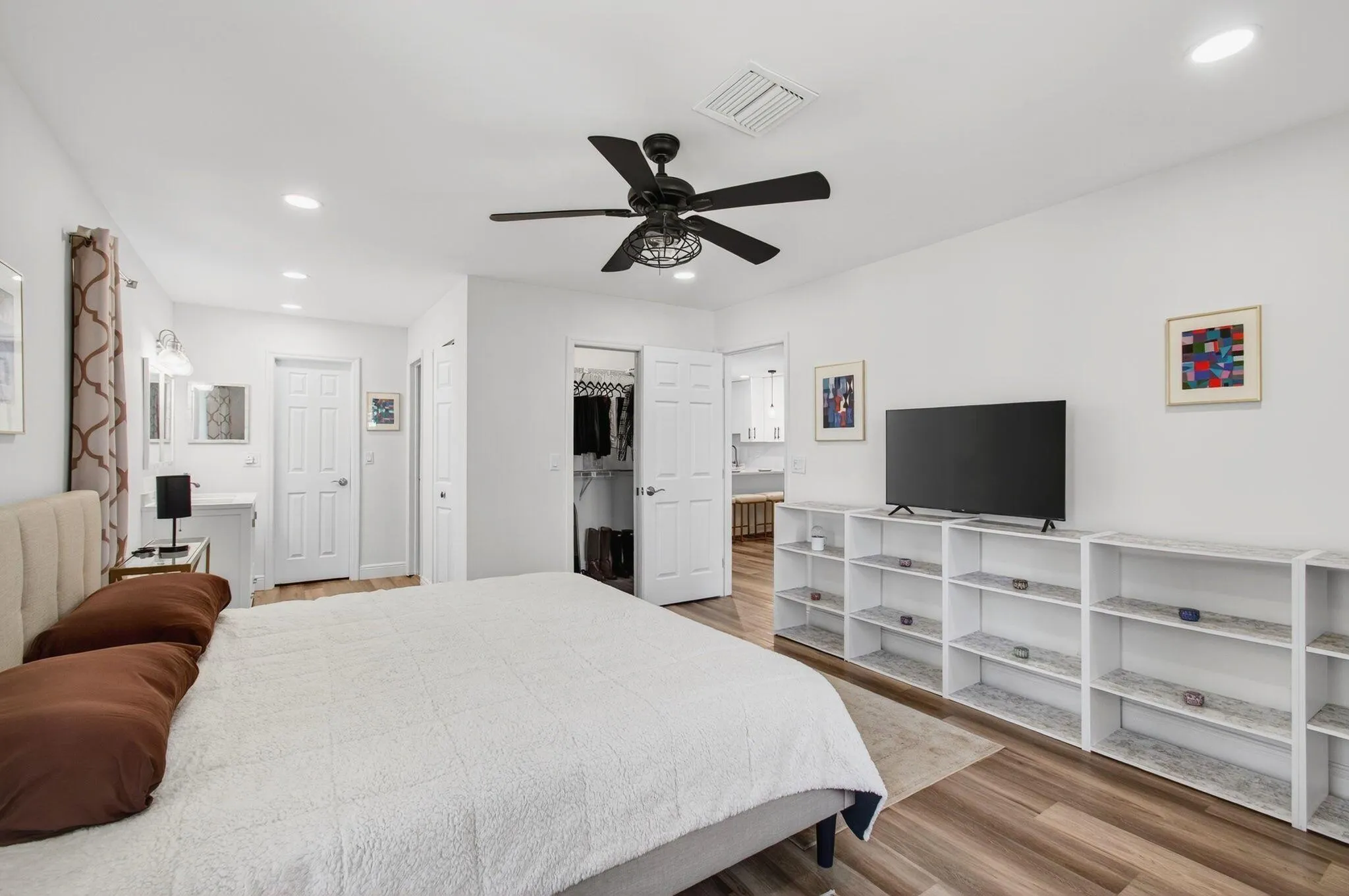 2825 SW 13th Street, #204