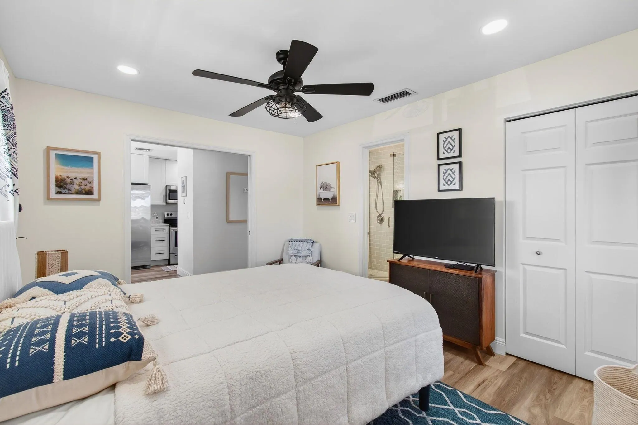 2825 SW 13th Street, #204