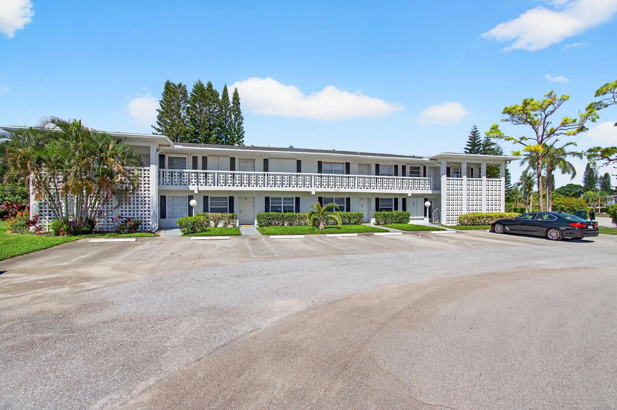2825 SW 13th Street, #204