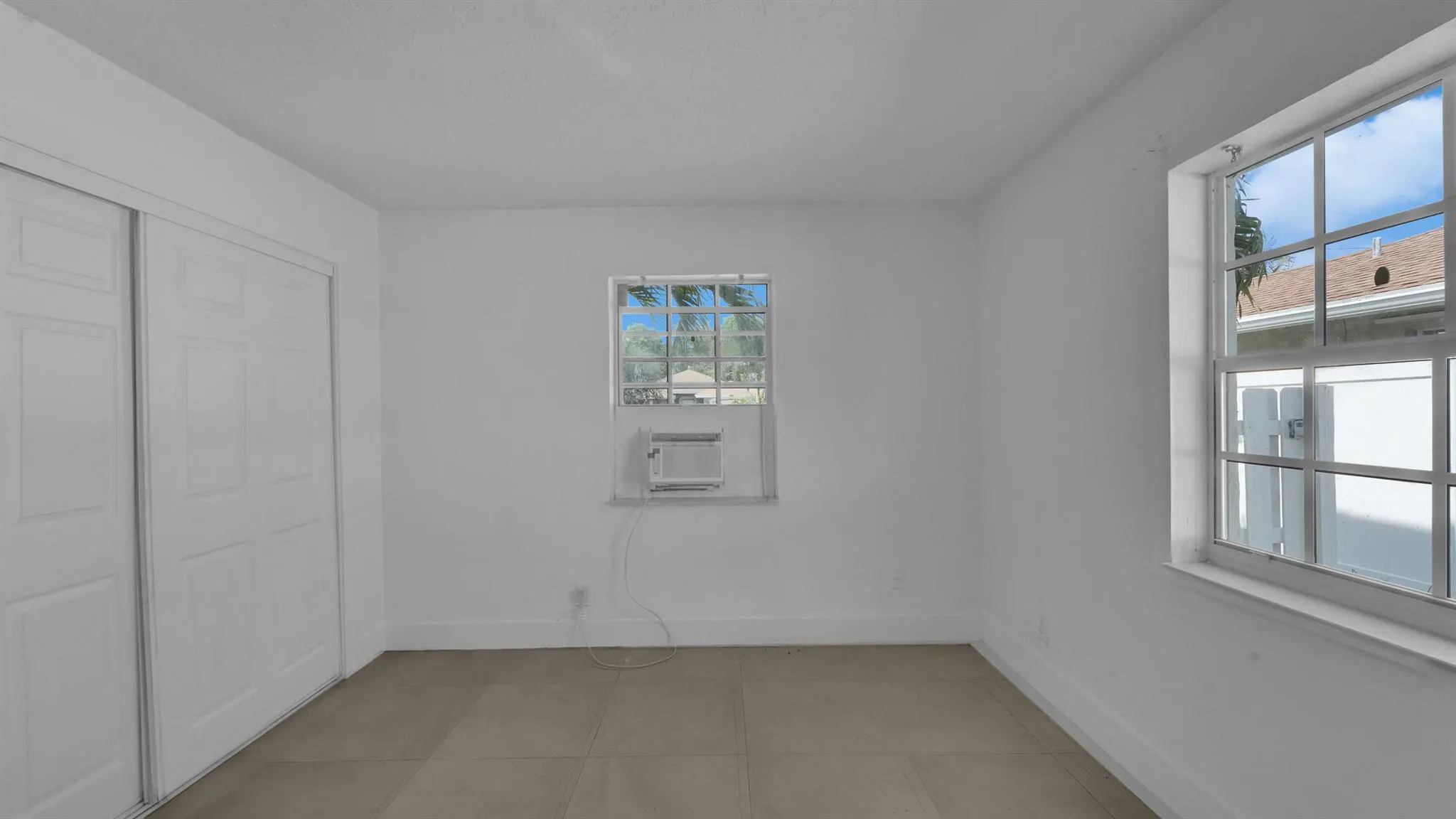 715 Washington Avenue, #1-4