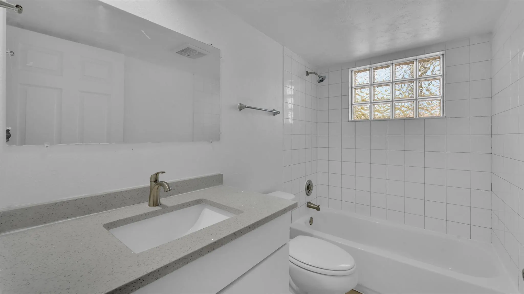 715 Washington Avenue, #1-4