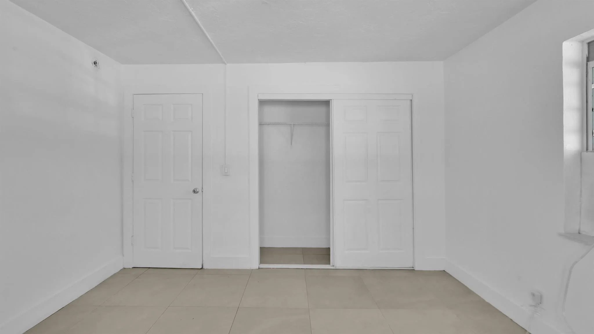 715 Washington Avenue, #1-4
