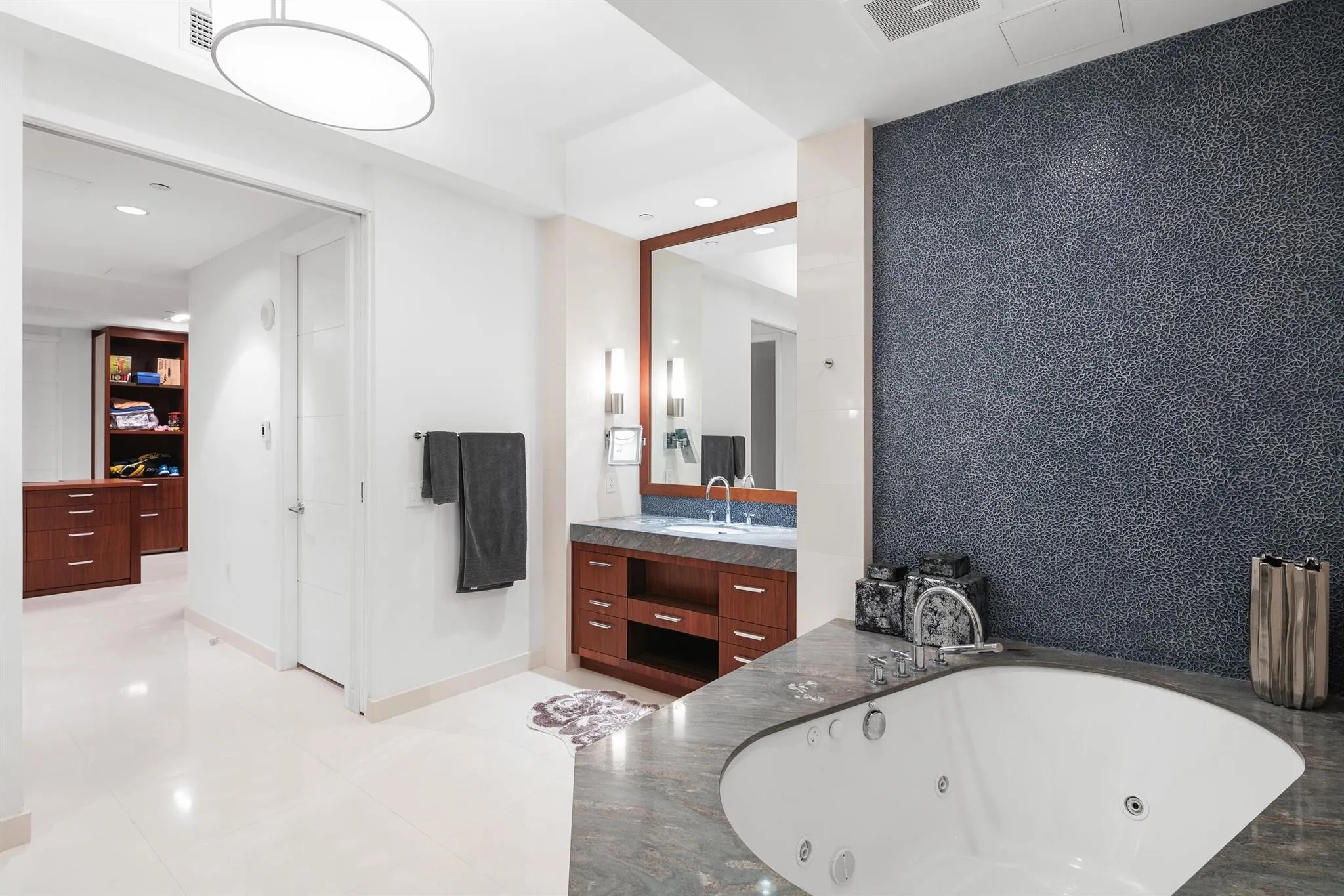 1000 S Ocean Boulevard, #103