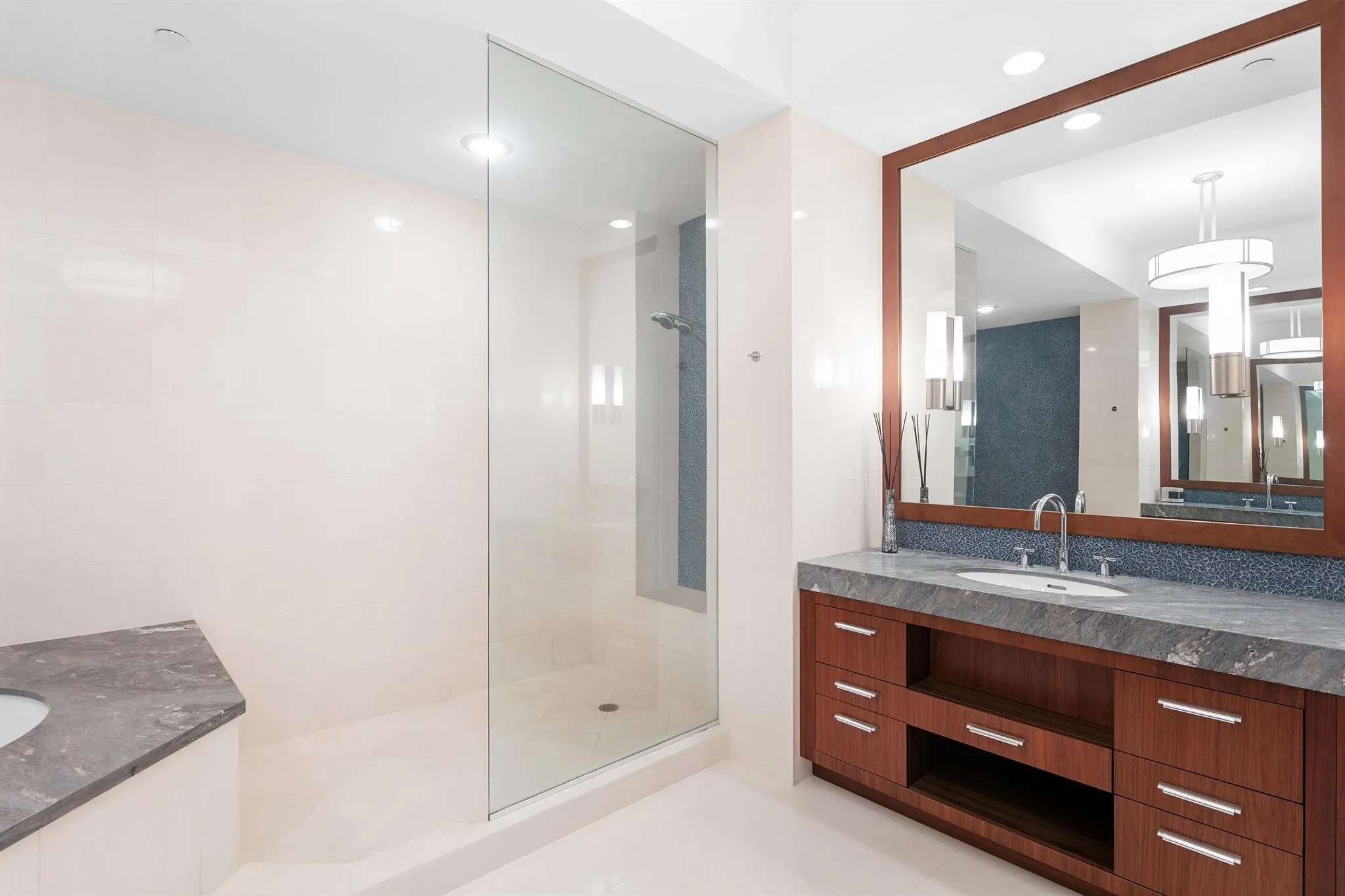 1000 S Ocean Boulevard, #103
