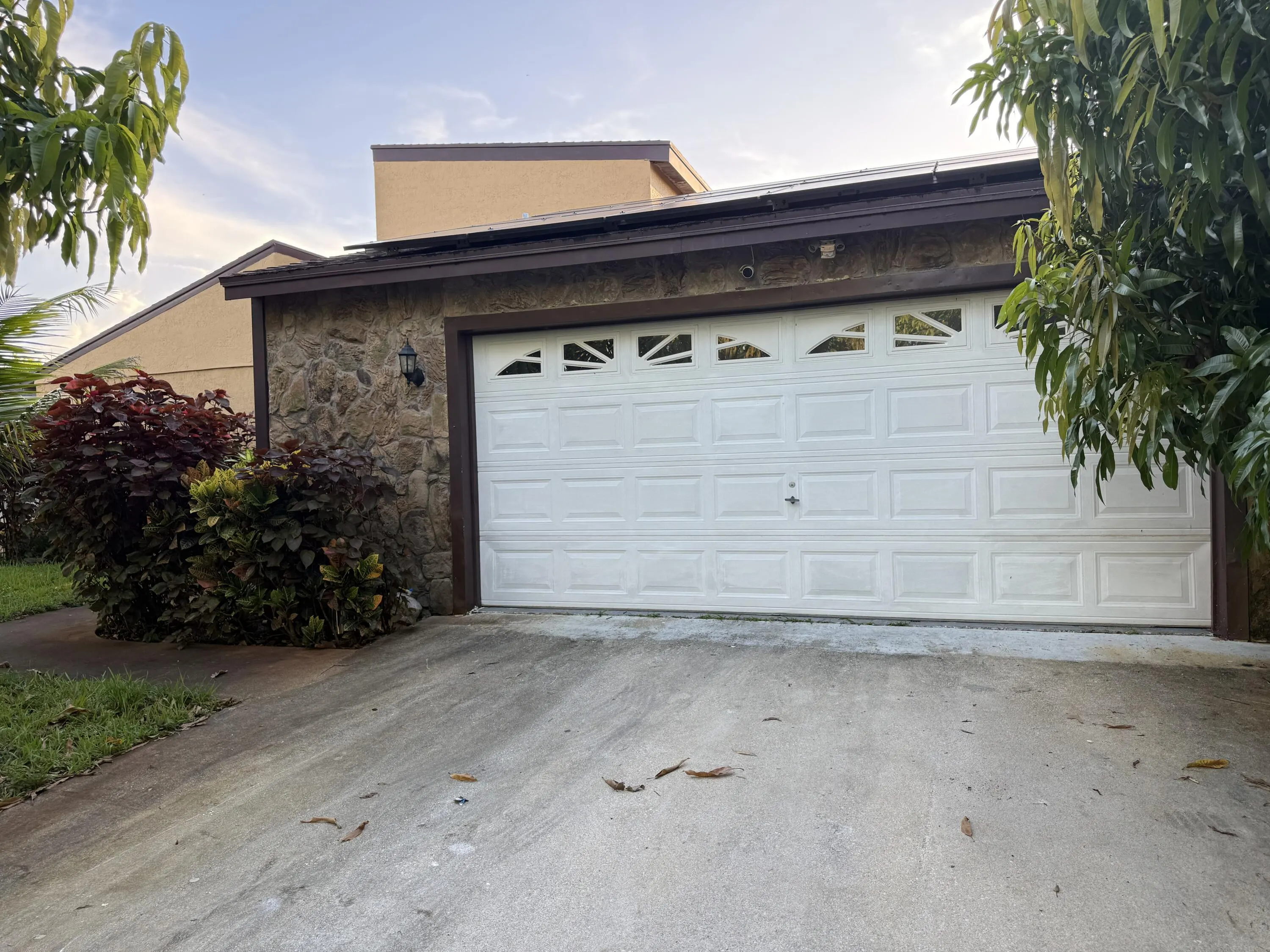 1323 Scottsdale Road E
