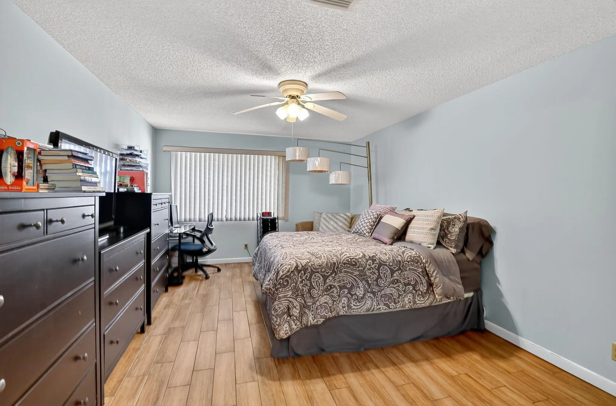 6235 Kings Gate Circle