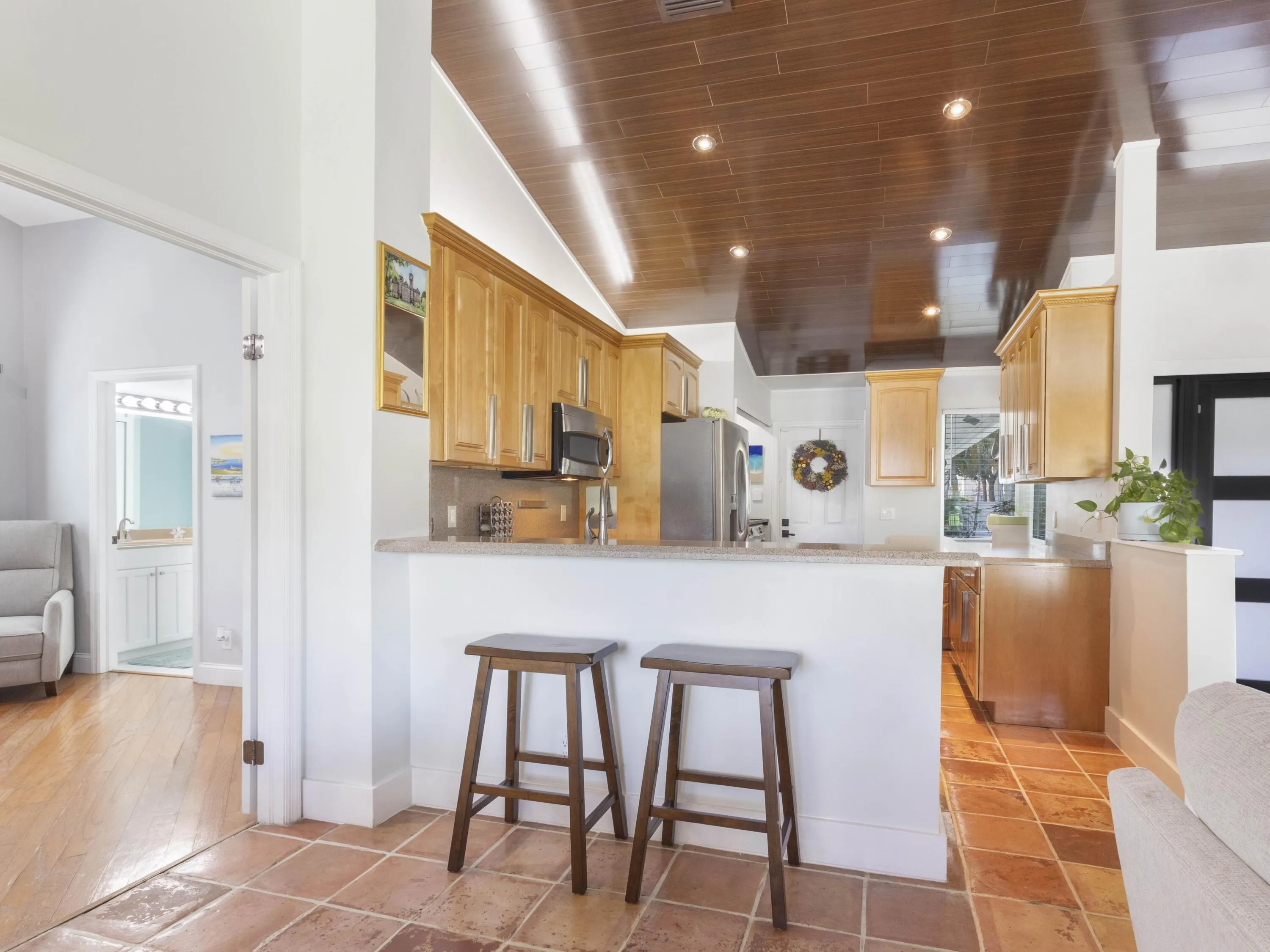 1812 Edgewater Drive
