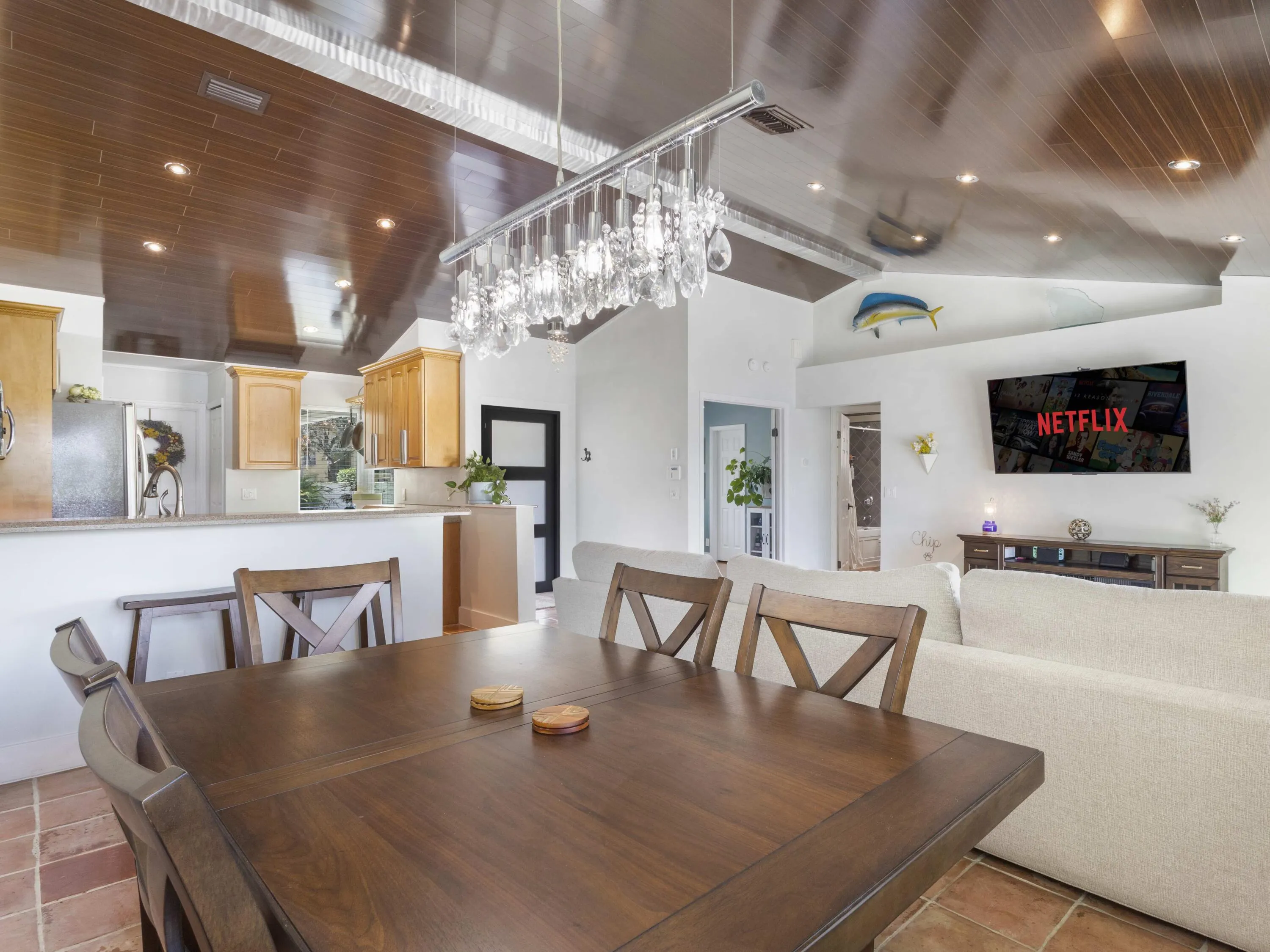 1812 Edgewater Drive
