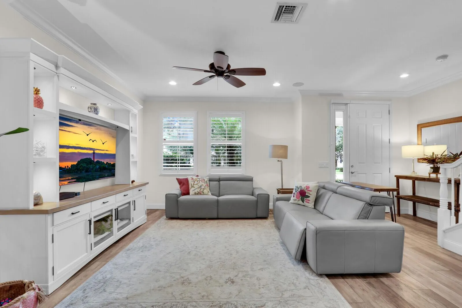 1169 Dakota Drive