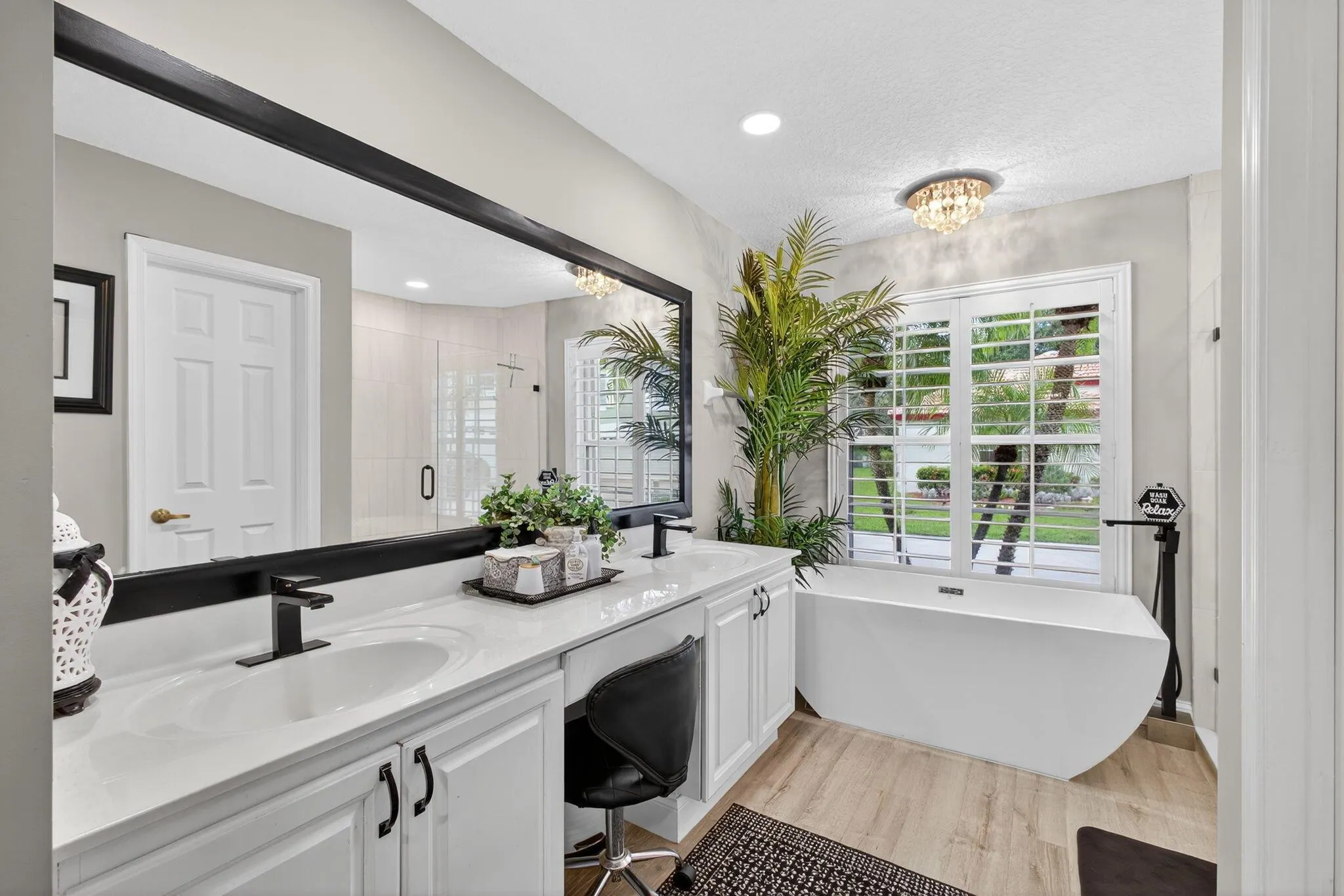 7033 Galleon Cove